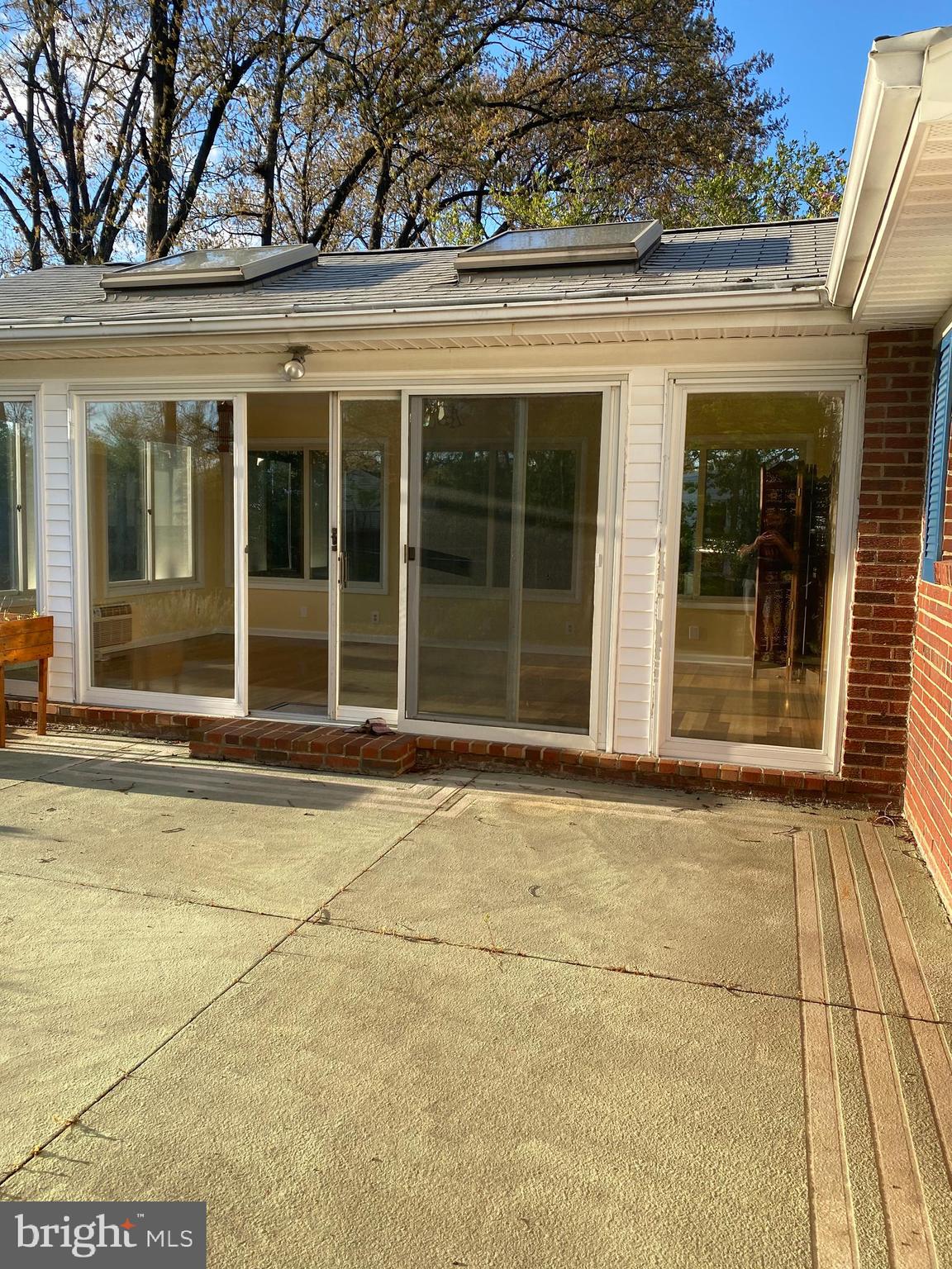 EDSALL PARK - Residential Lease