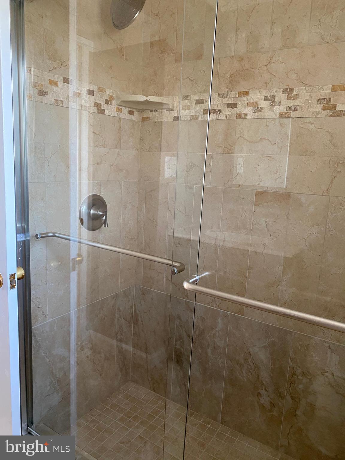 EDSALL PARK - Residential Lease