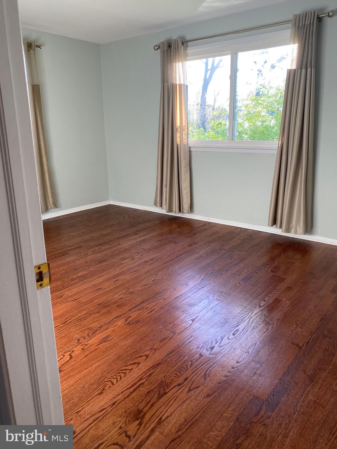 EDSALL PARK - Residential Lease