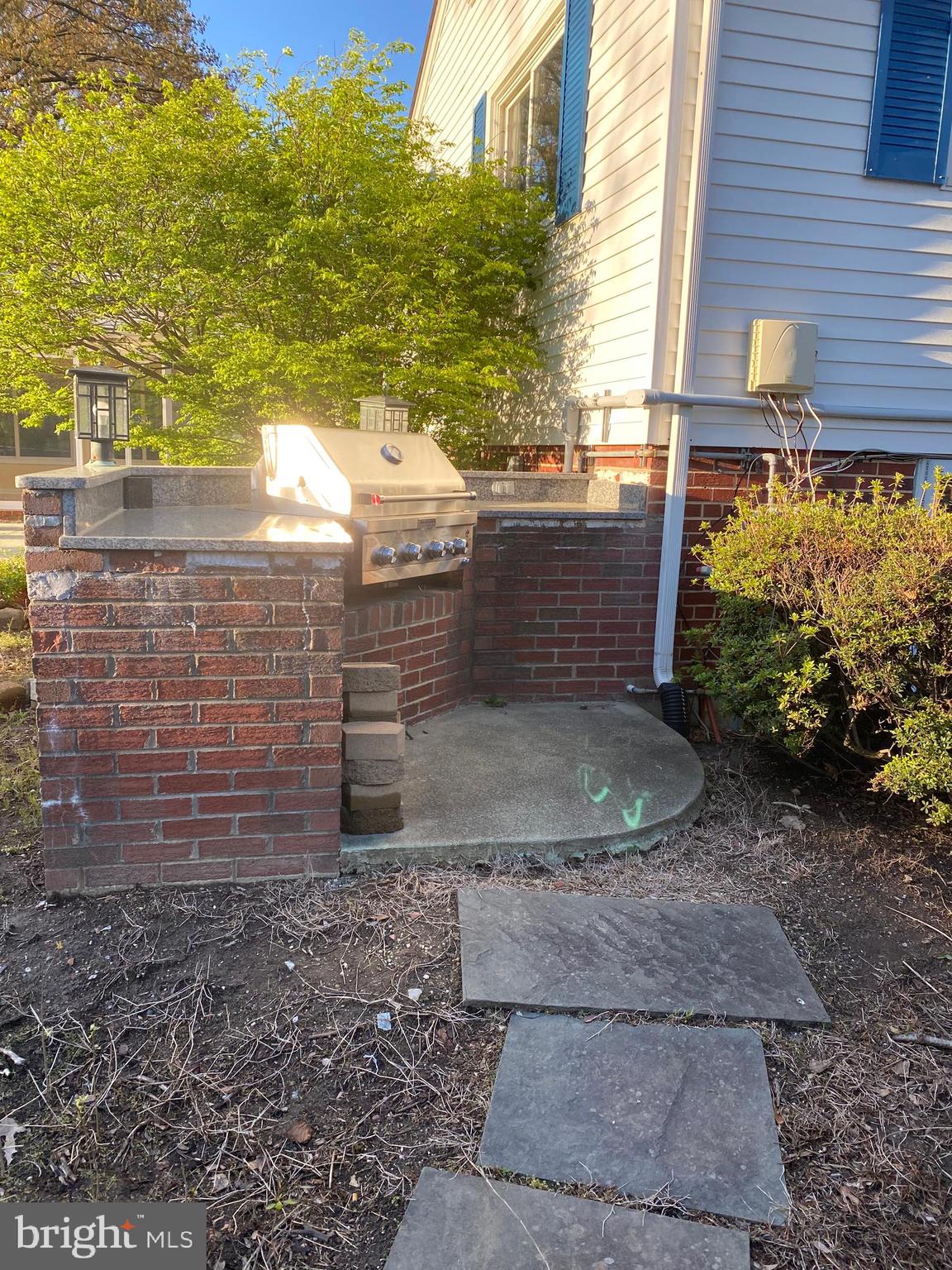 EDSALL PARK - Residential Lease