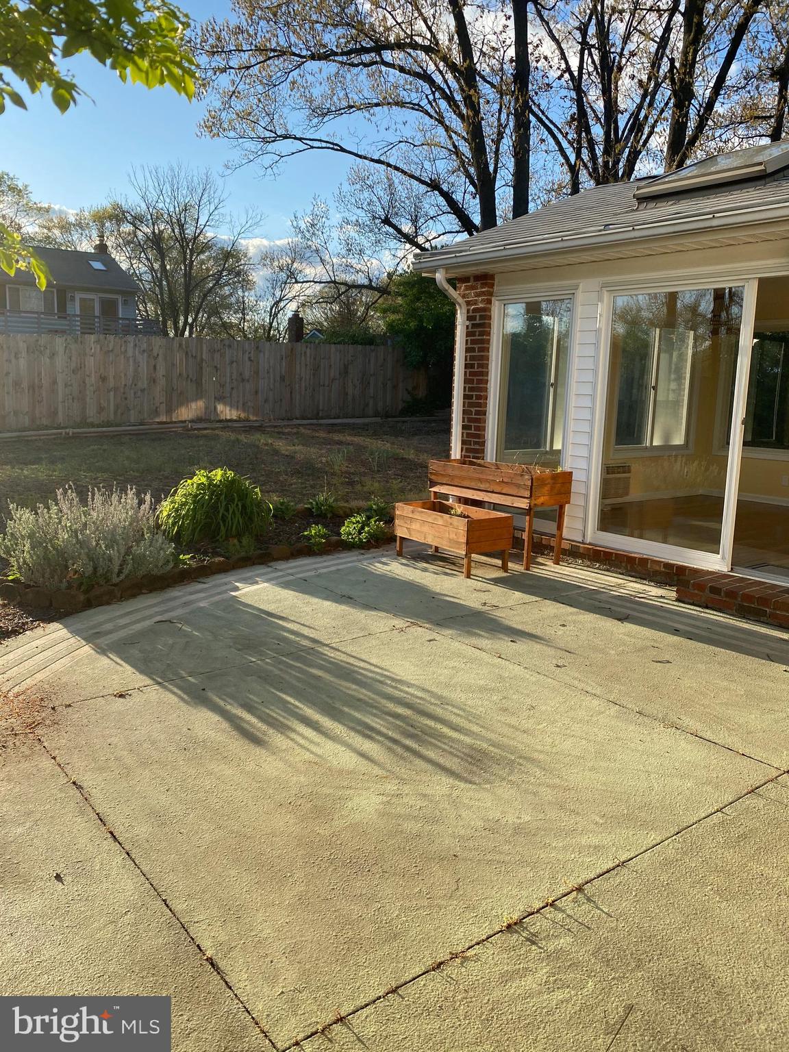 EDSALL PARK - Residential Lease