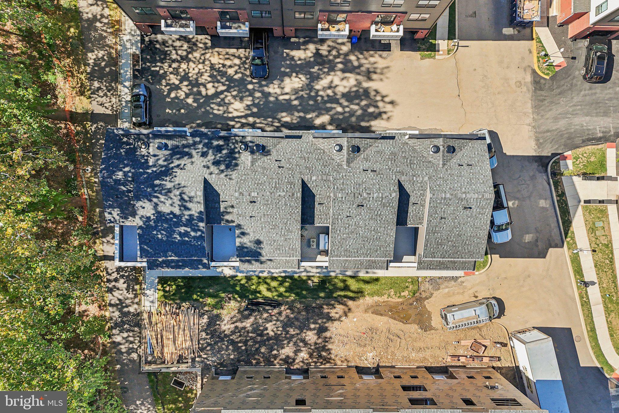 RIVER PLACE - Residential