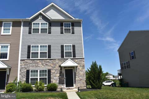 Townhouse For Sale - 5100 Laurel Valley Lane<br/> ENOLA, PA 17025