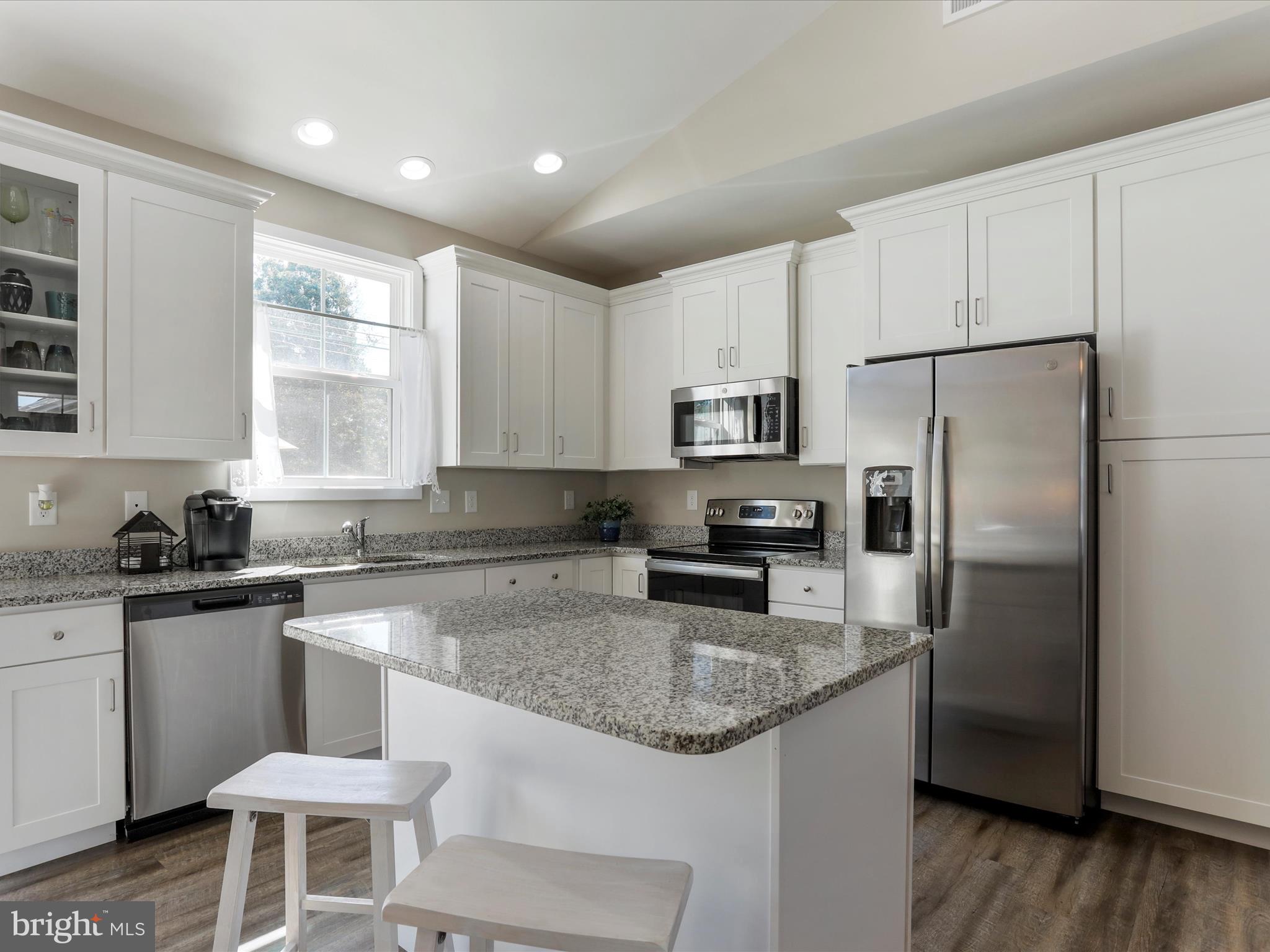 RED HILL - Residential