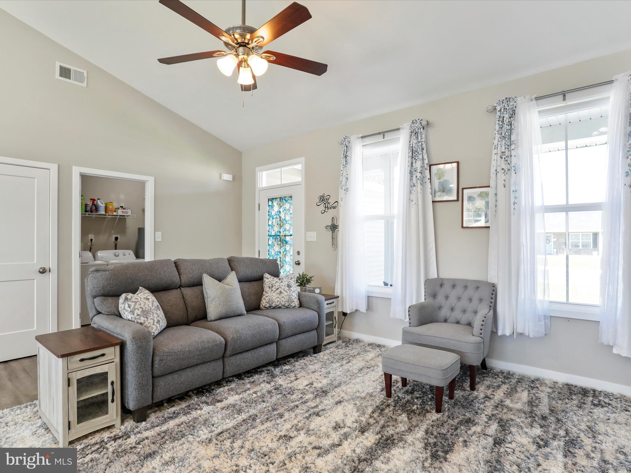 RED HILL - Residential