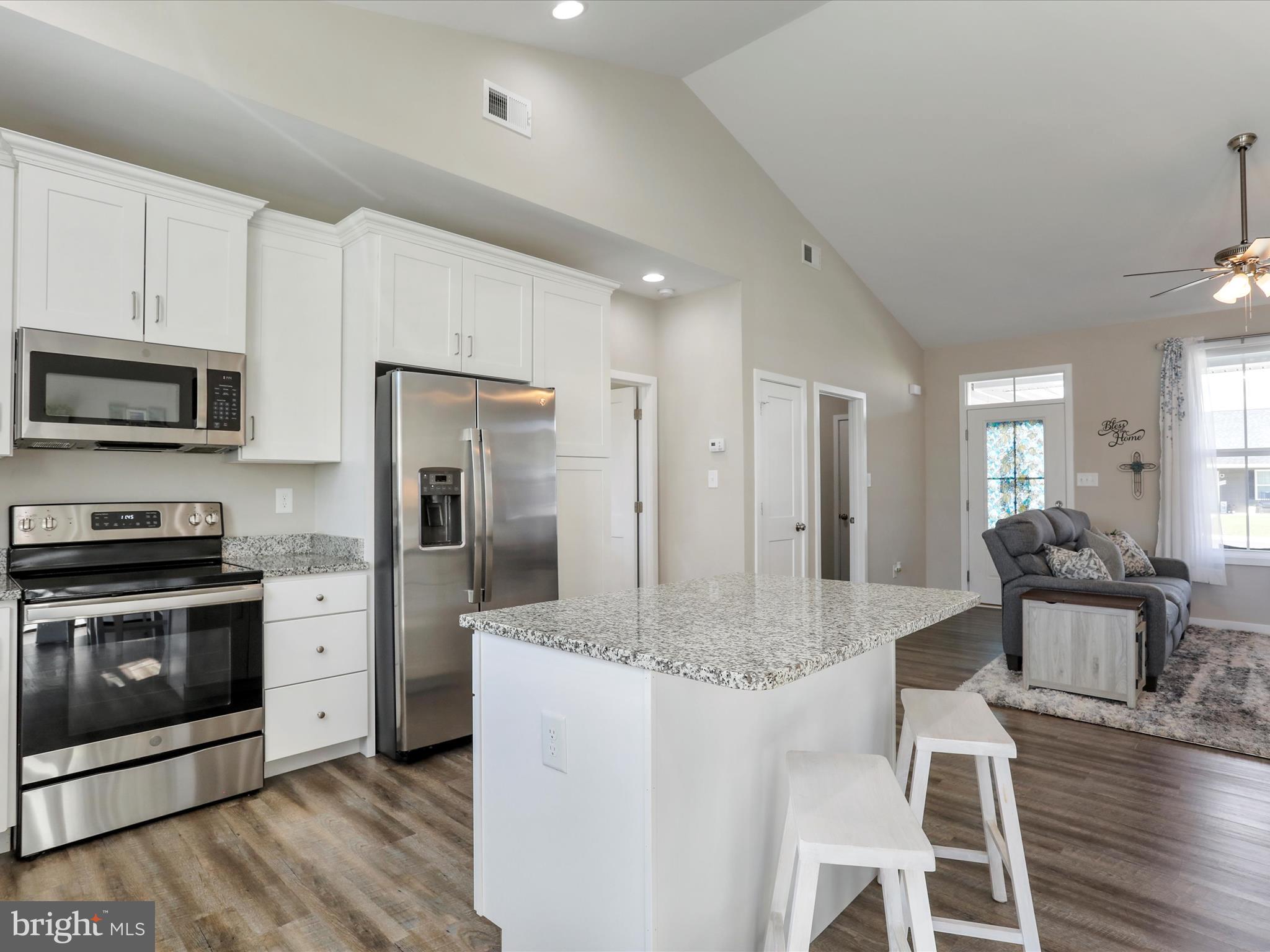 RED HILL - Residential