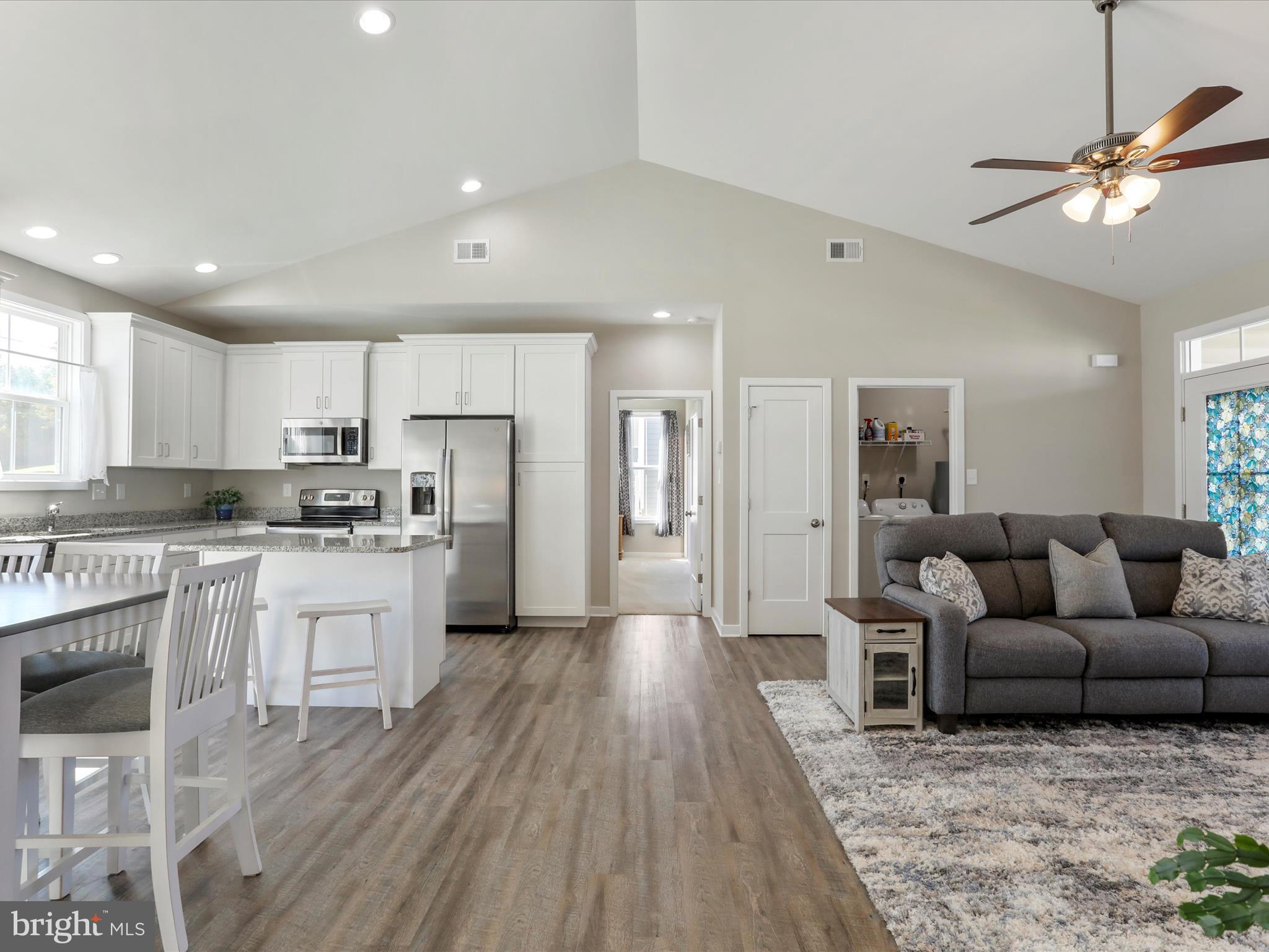 RED HILL - Residential