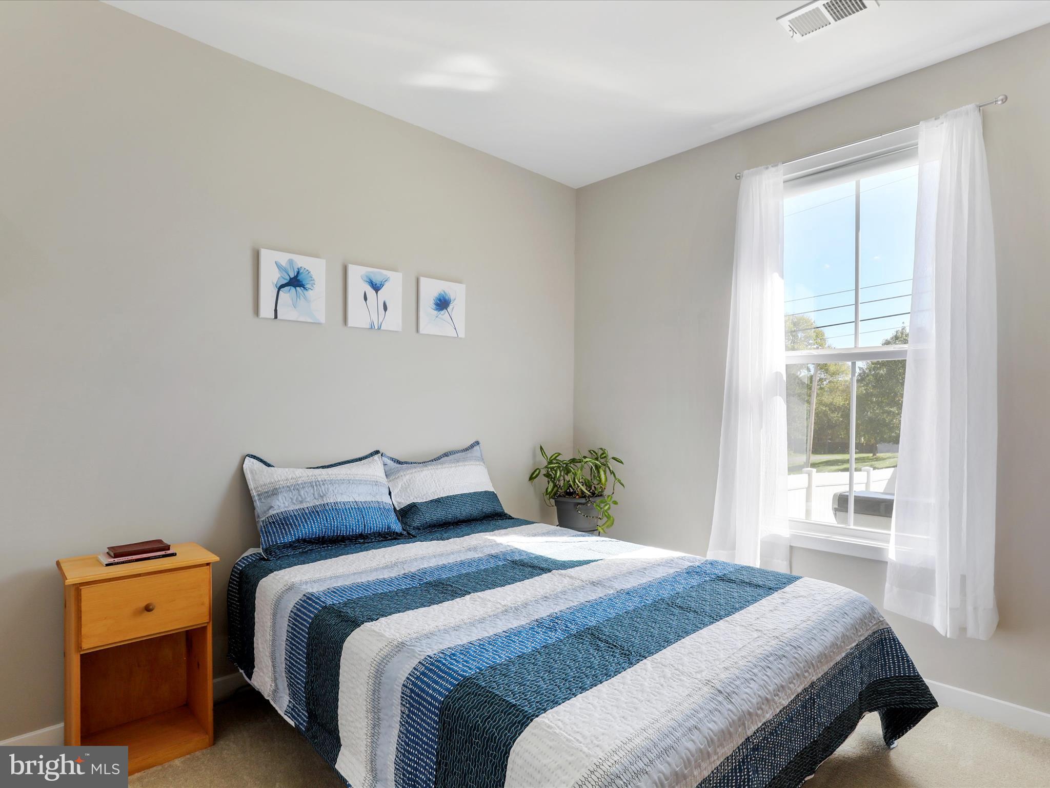 RED HILL - Residential