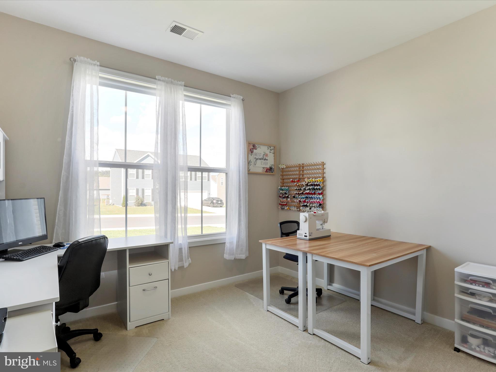 RED HILL - Residential