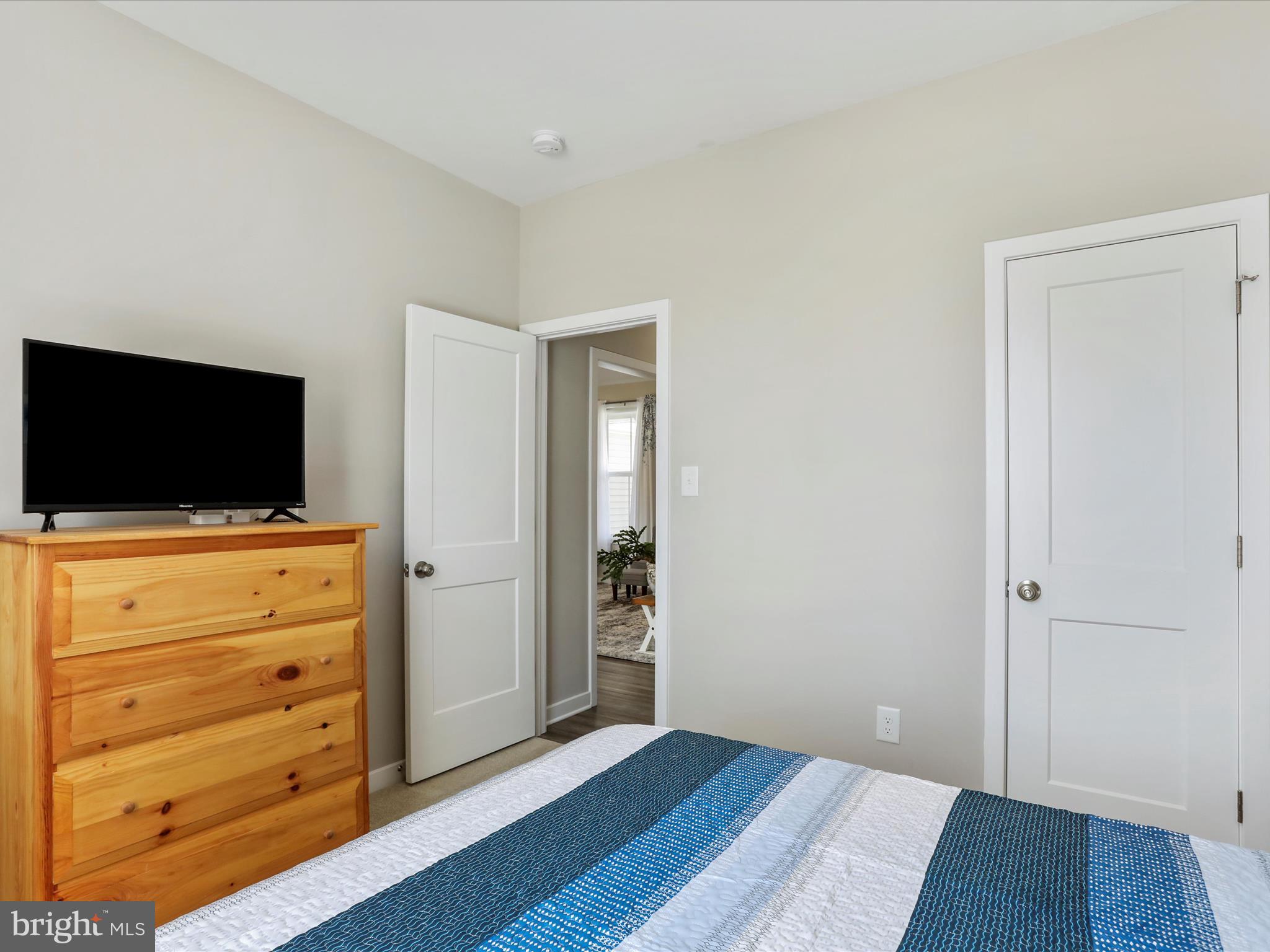 RED HILL - Residential