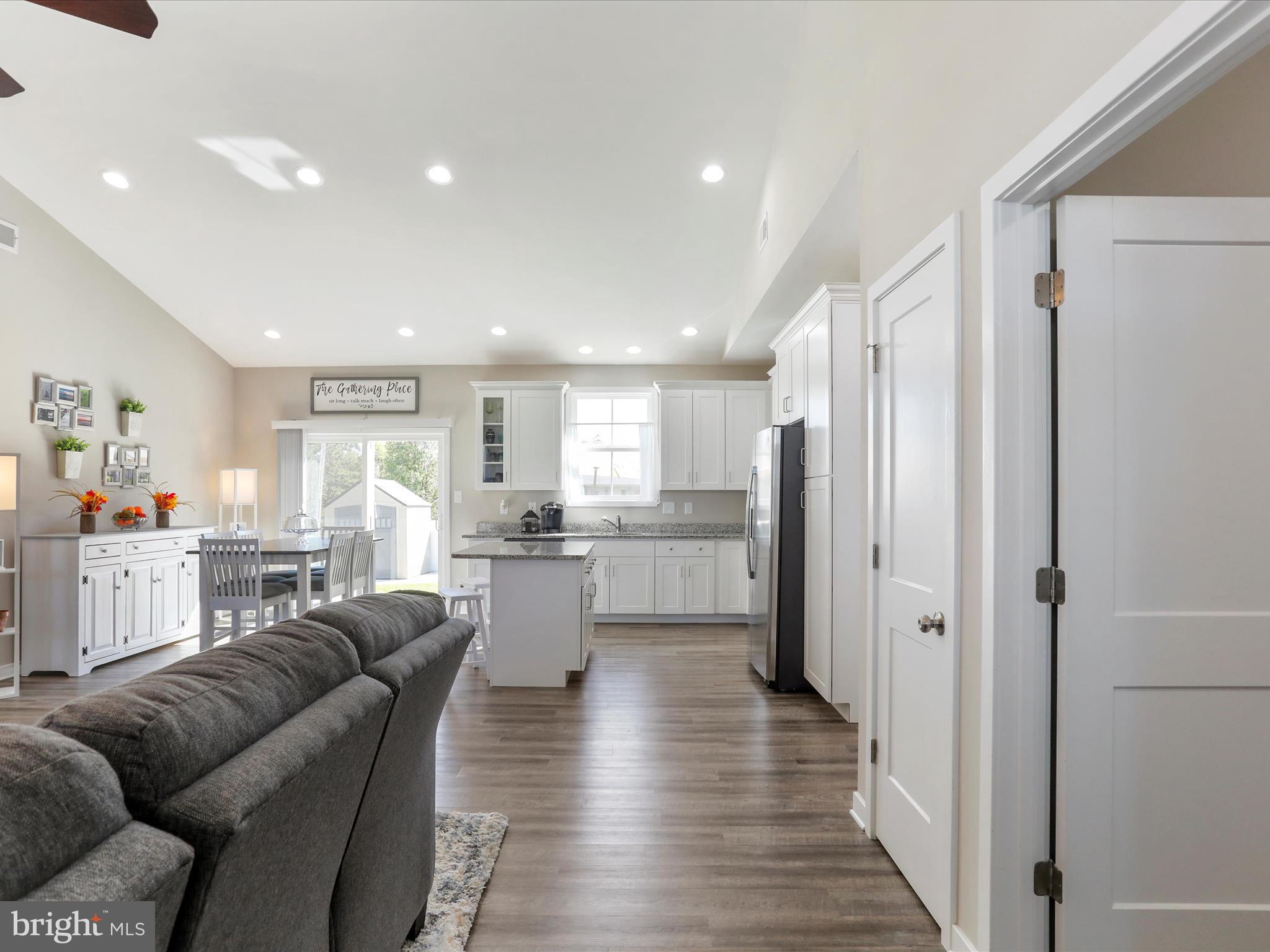 RED HILL - Residential