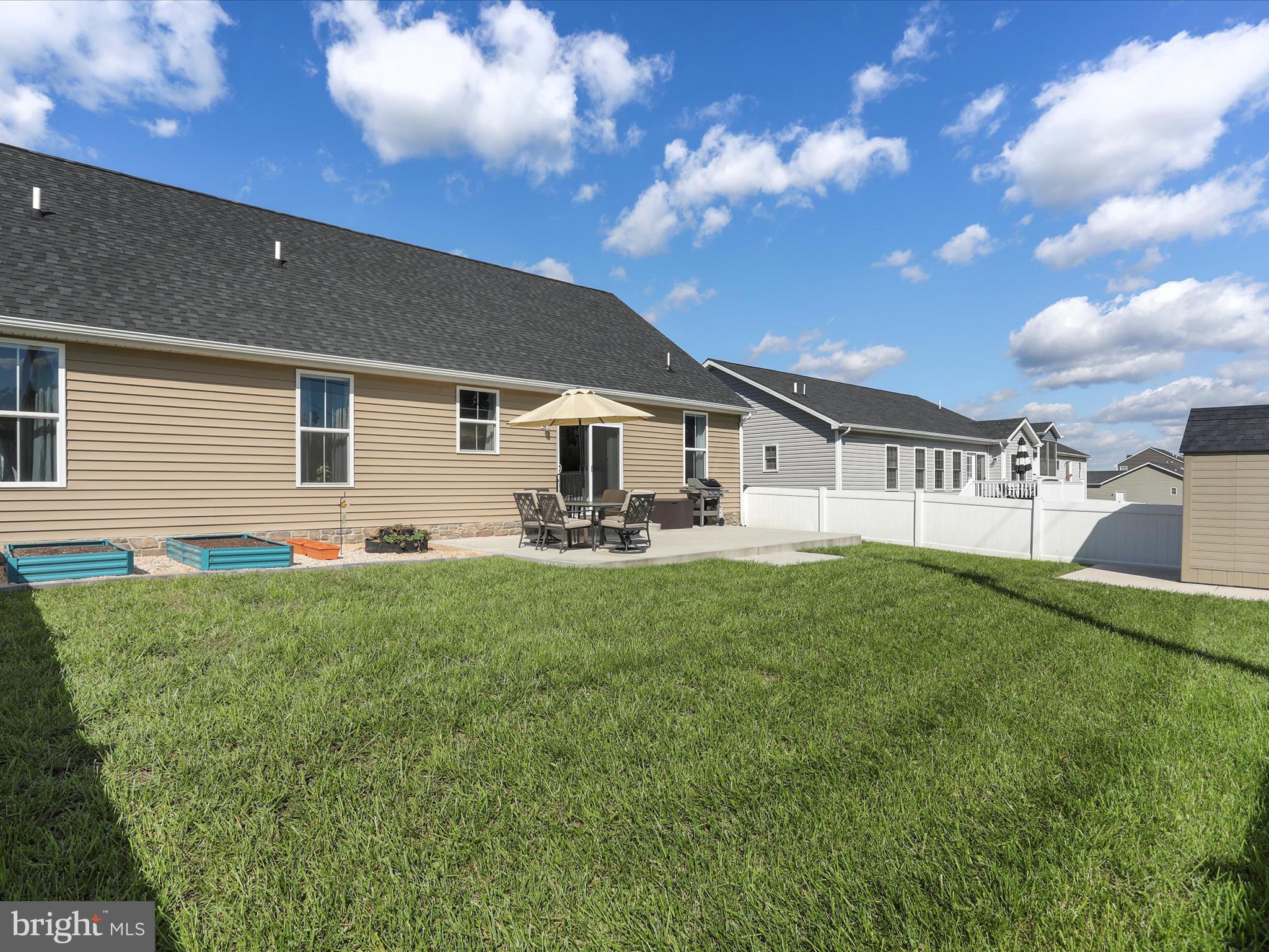 RED HILL - Residential