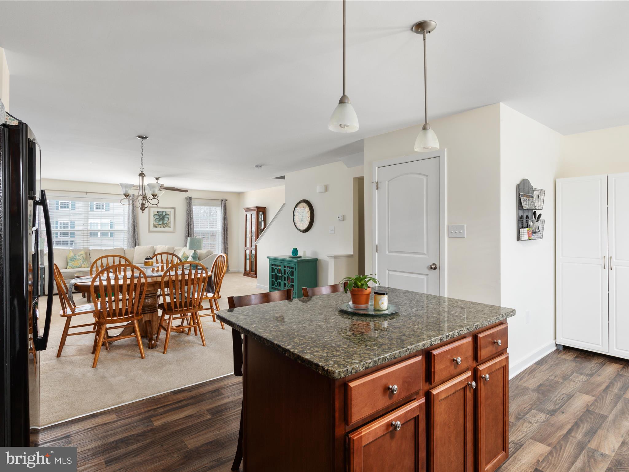 BROOKFIELD - Residential