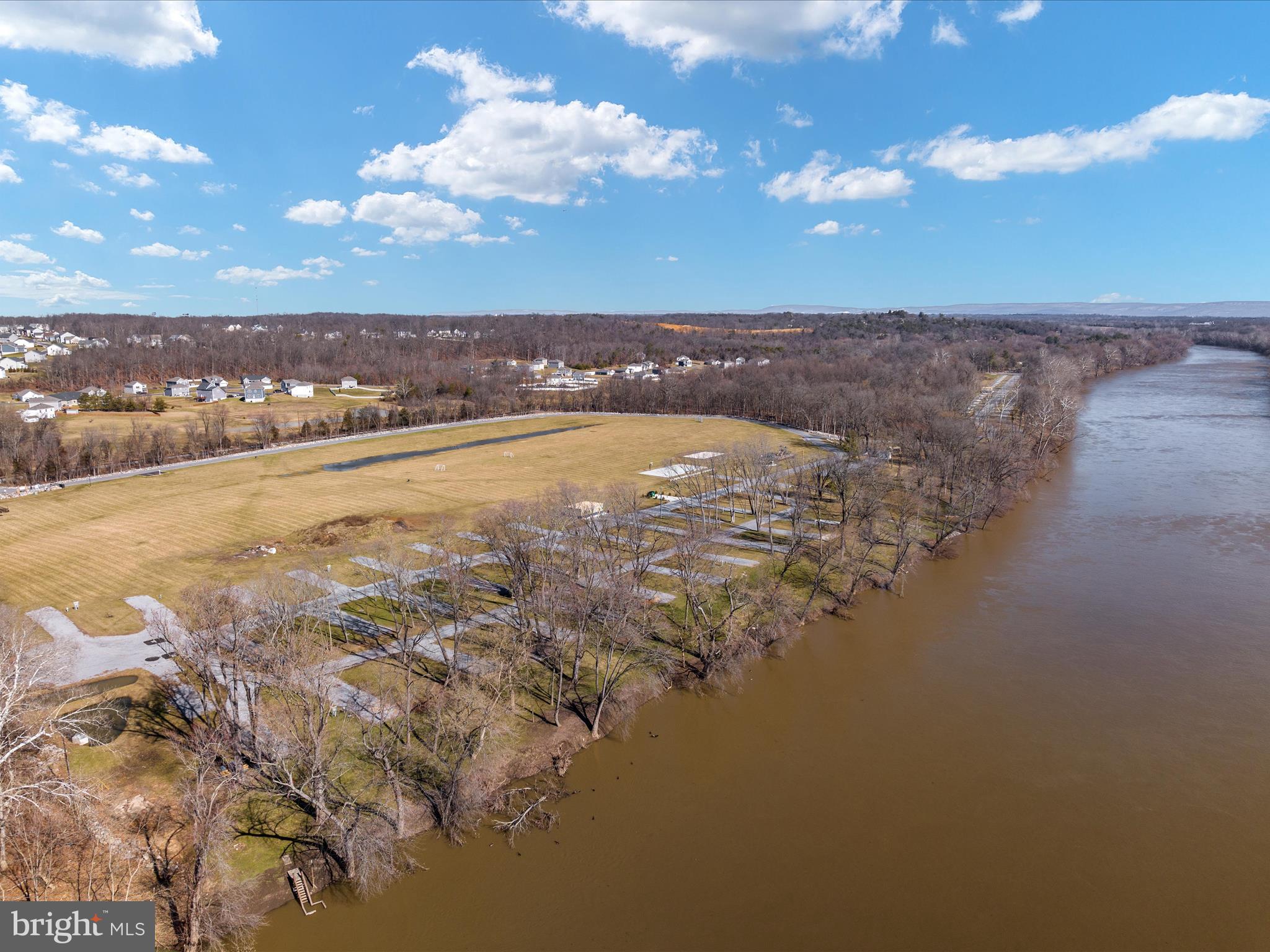 BROOKFIELD - Residential