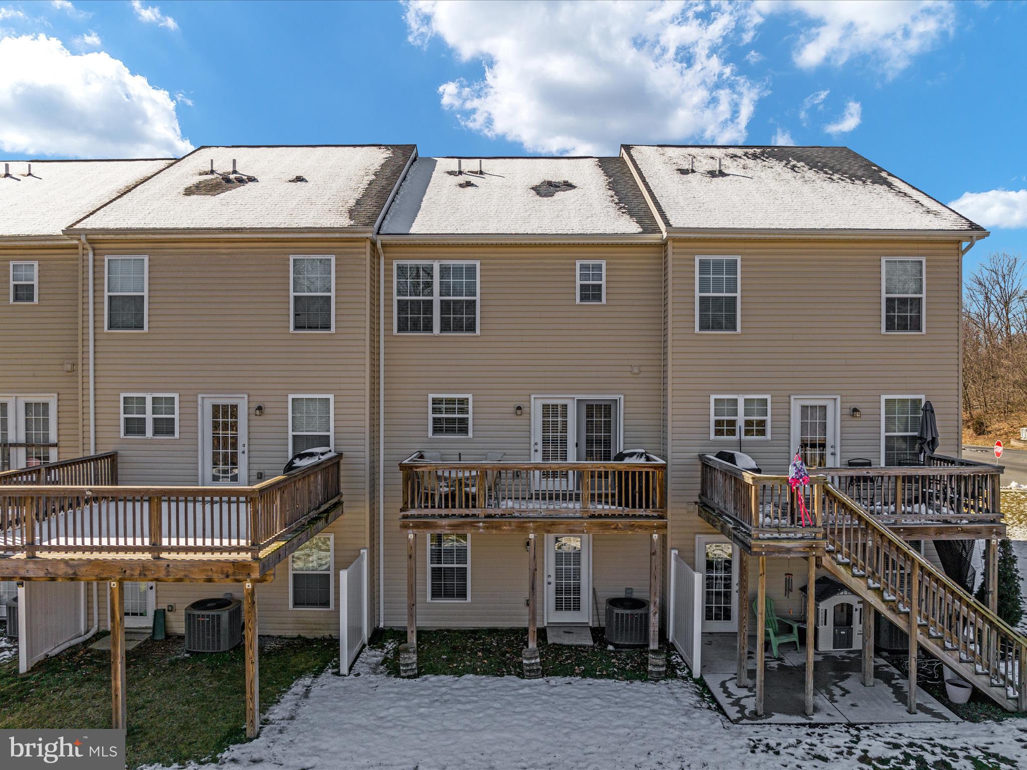 BROOKFIELD - Residential