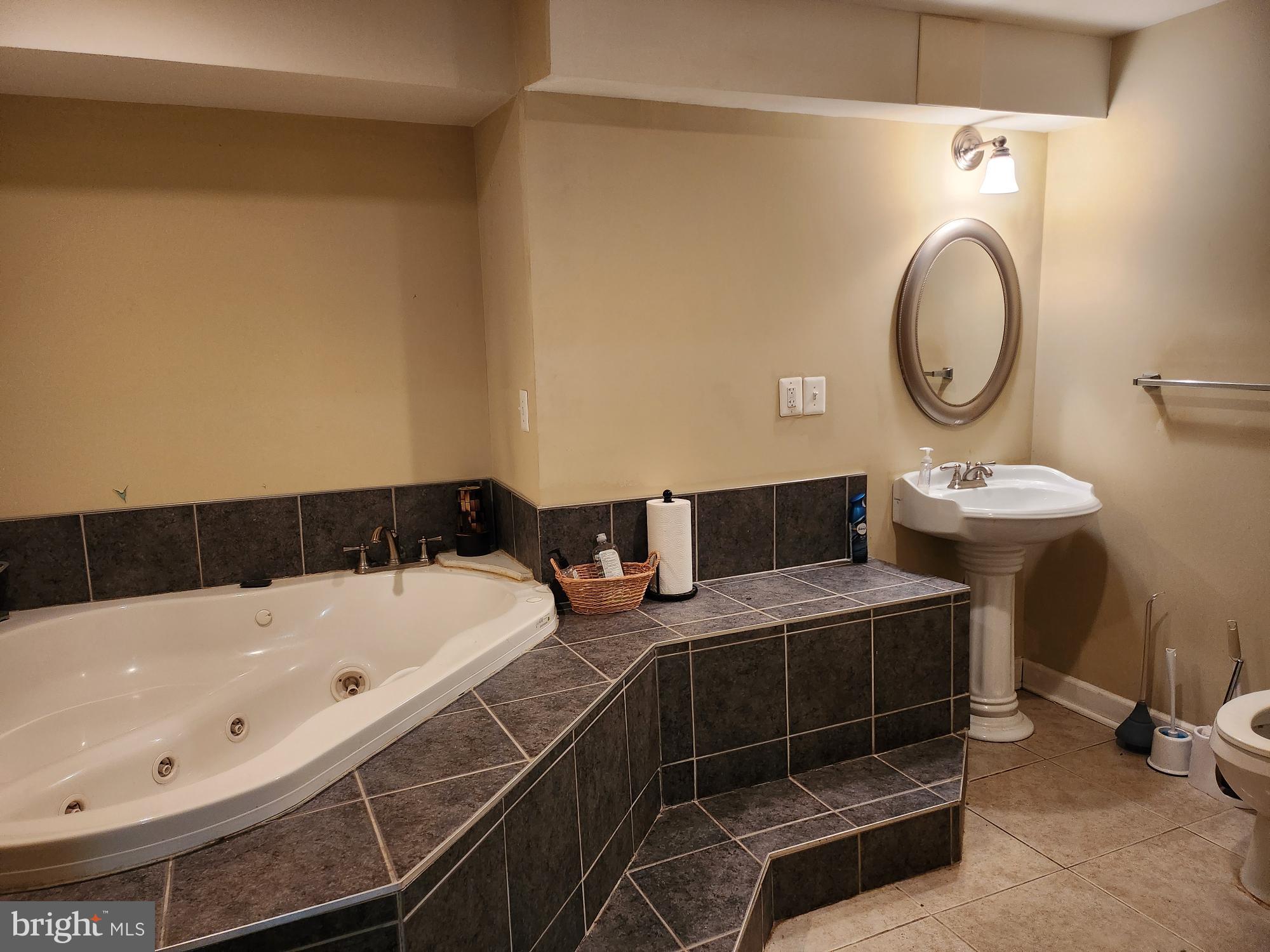 OTTER CREEK LANDING - Residential