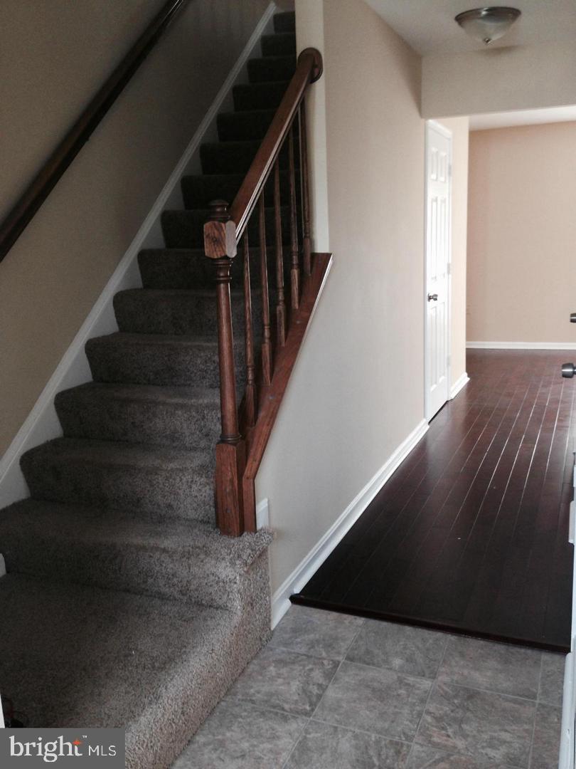 MARLTON - Residential