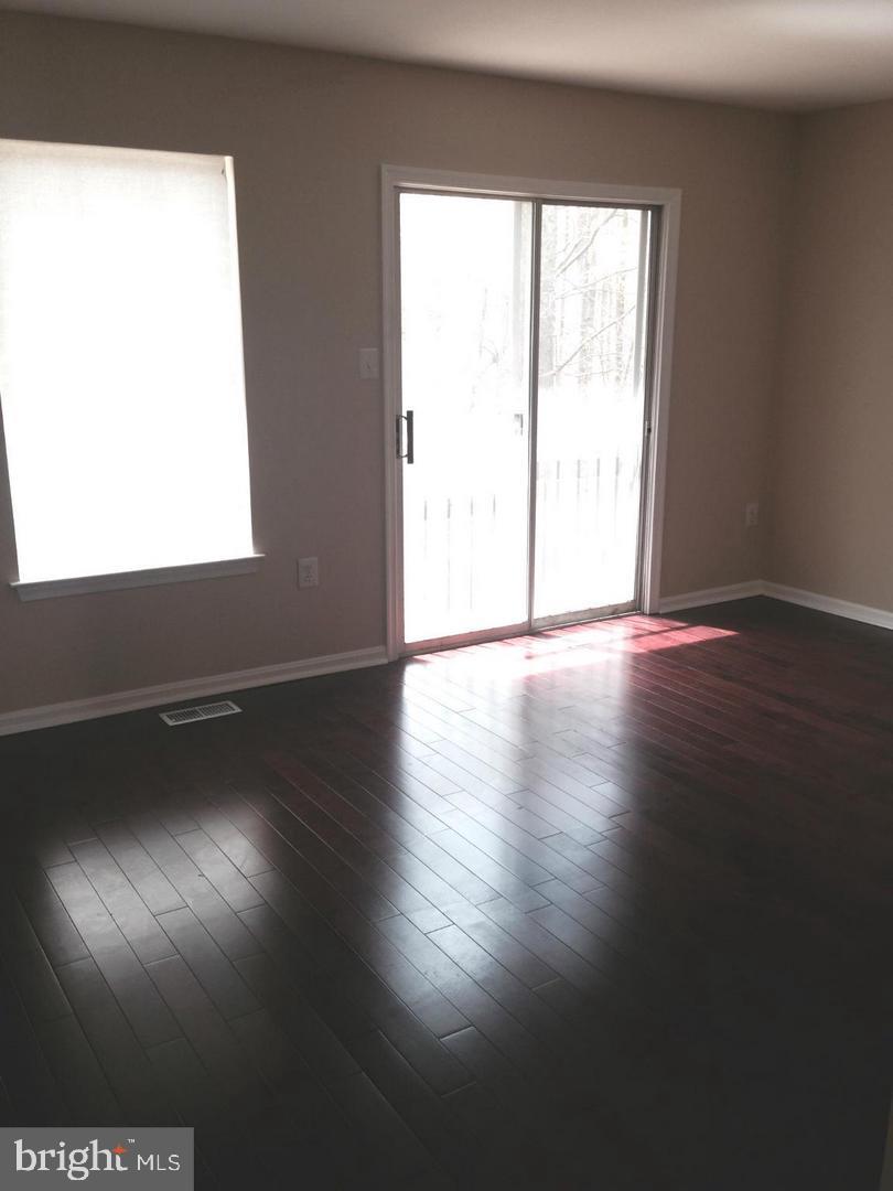 MARLTON - Residential