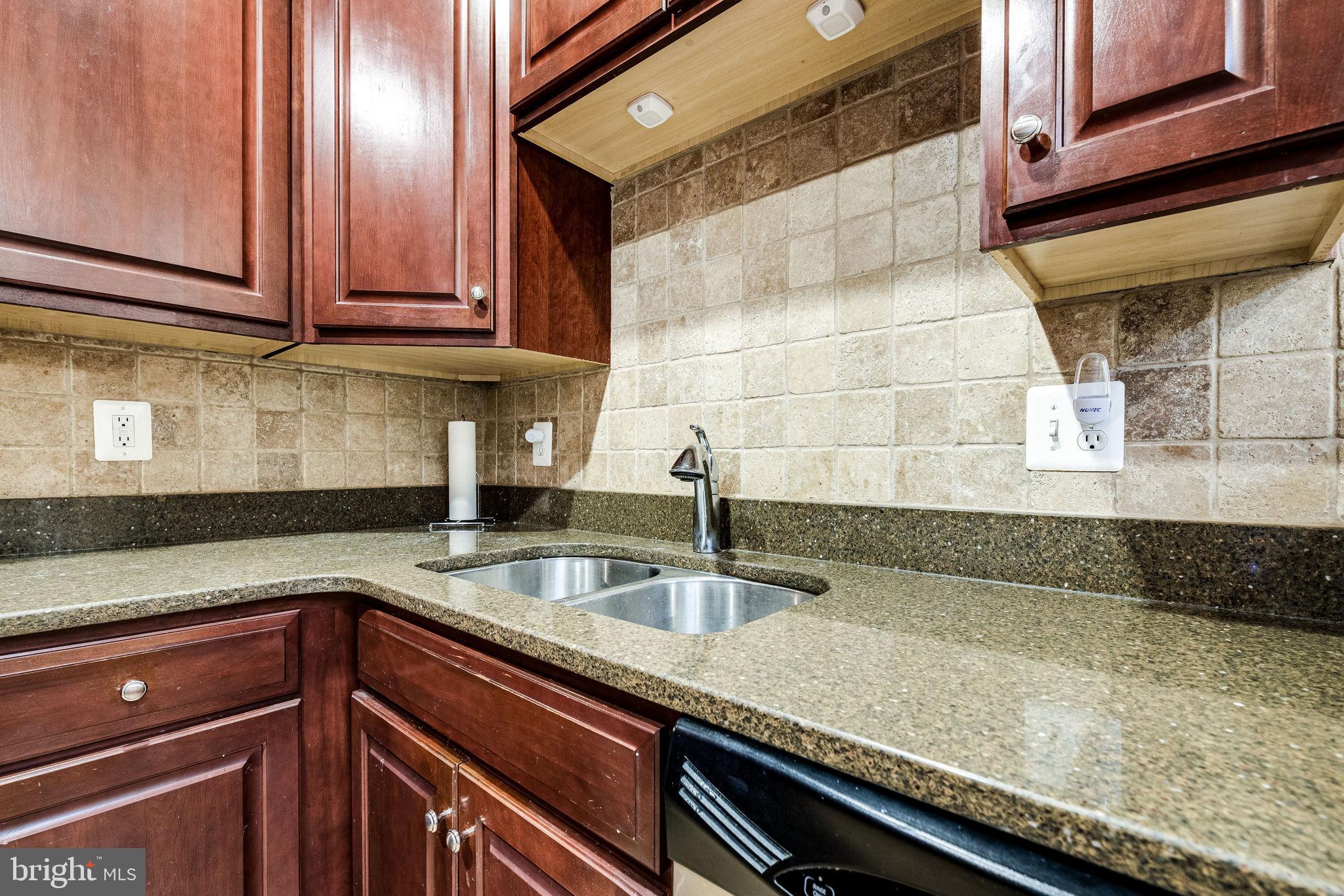 POTOMAC CLUB - Residential