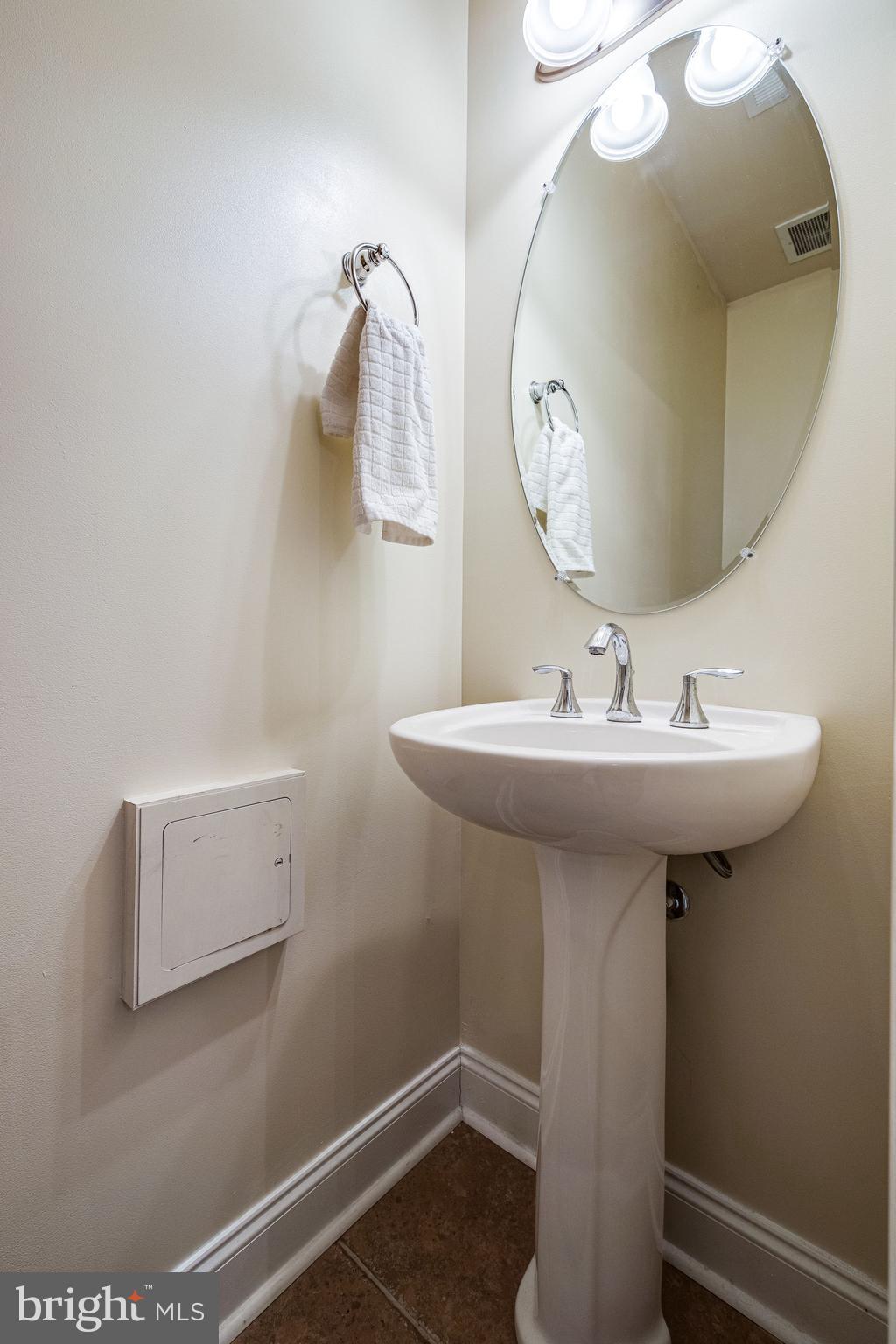 POTOMAC CLUB - Residential