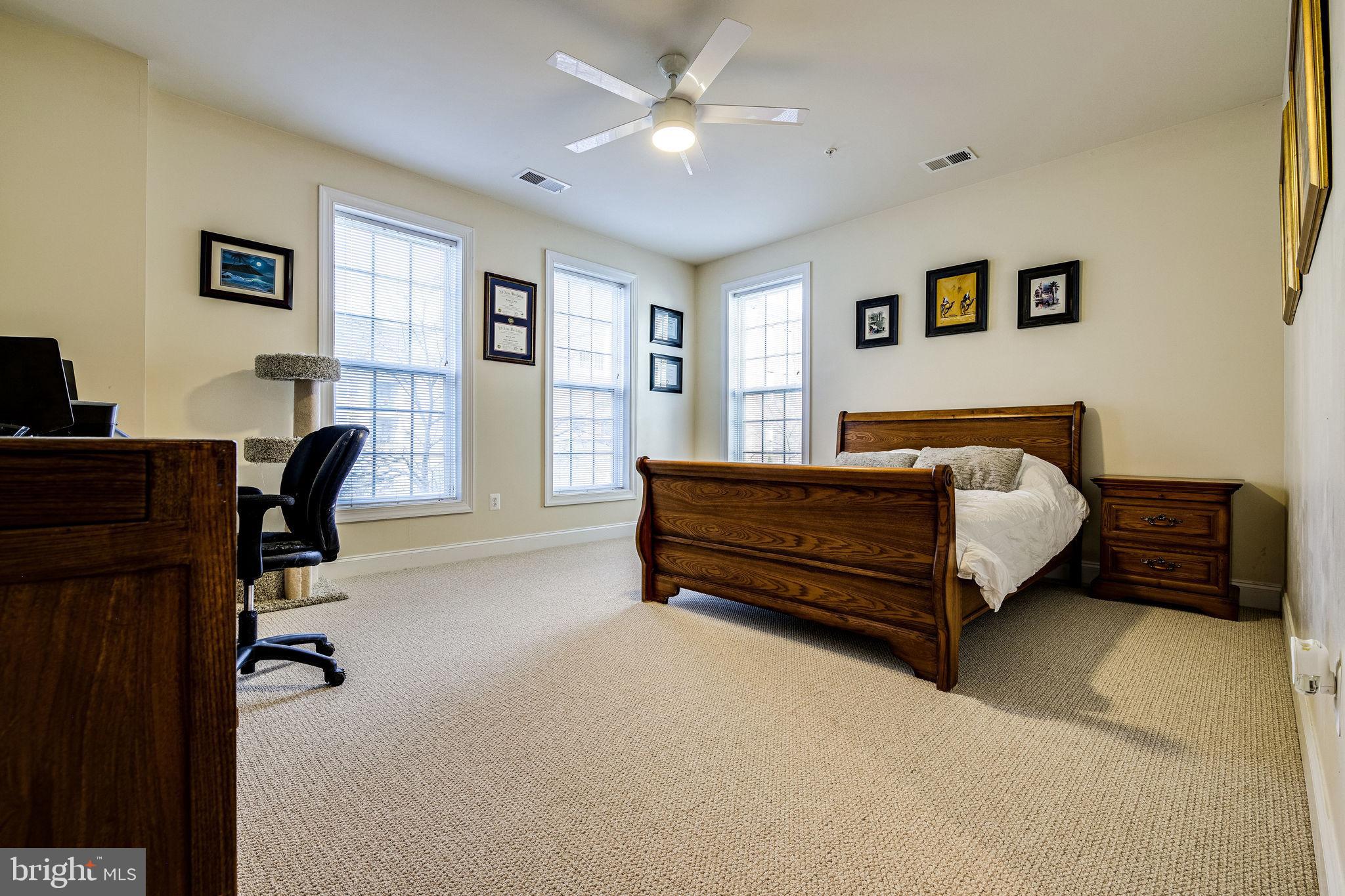 POTOMAC CLUB - Residential