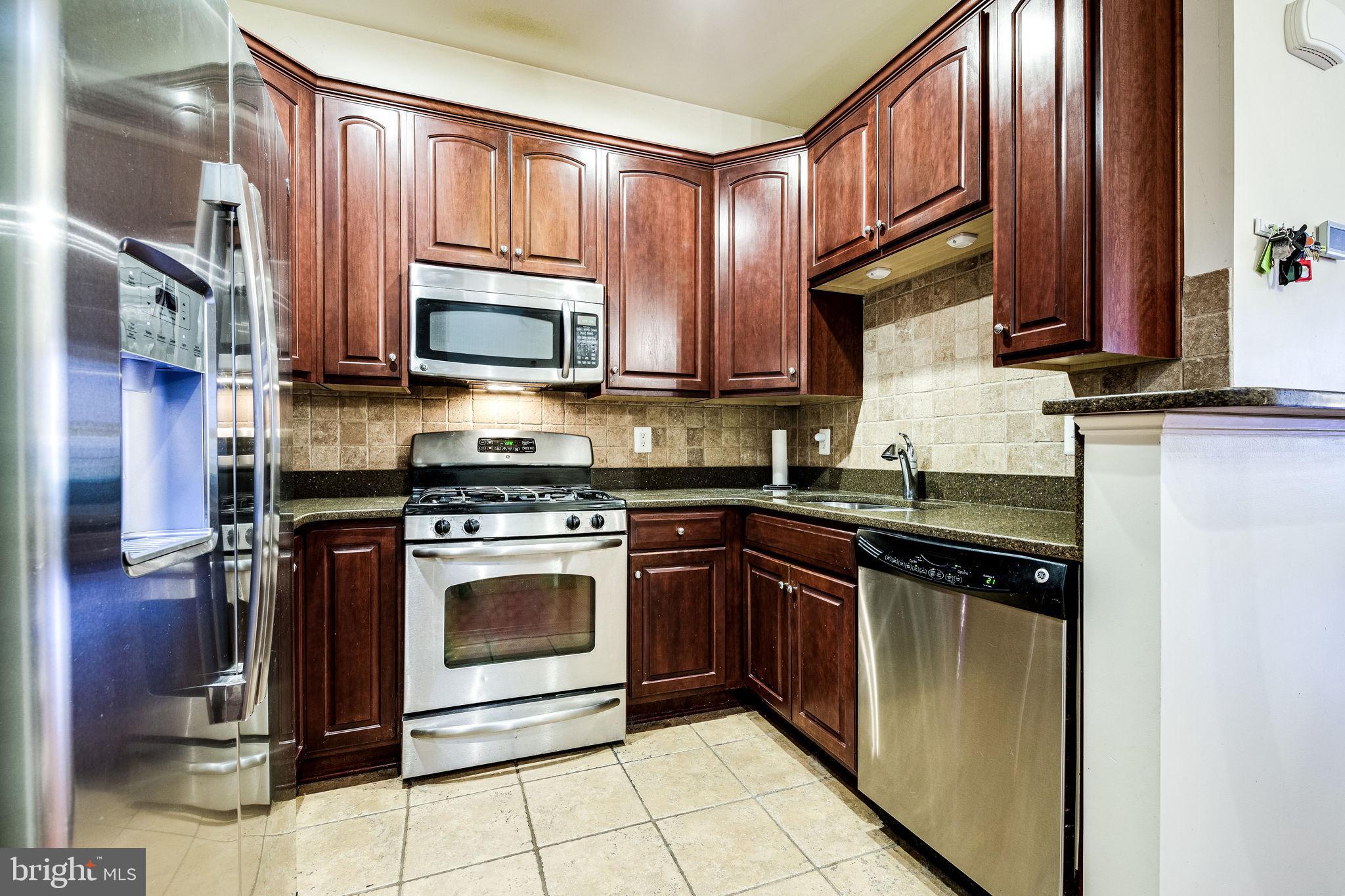 POTOMAC CLUB - Residential