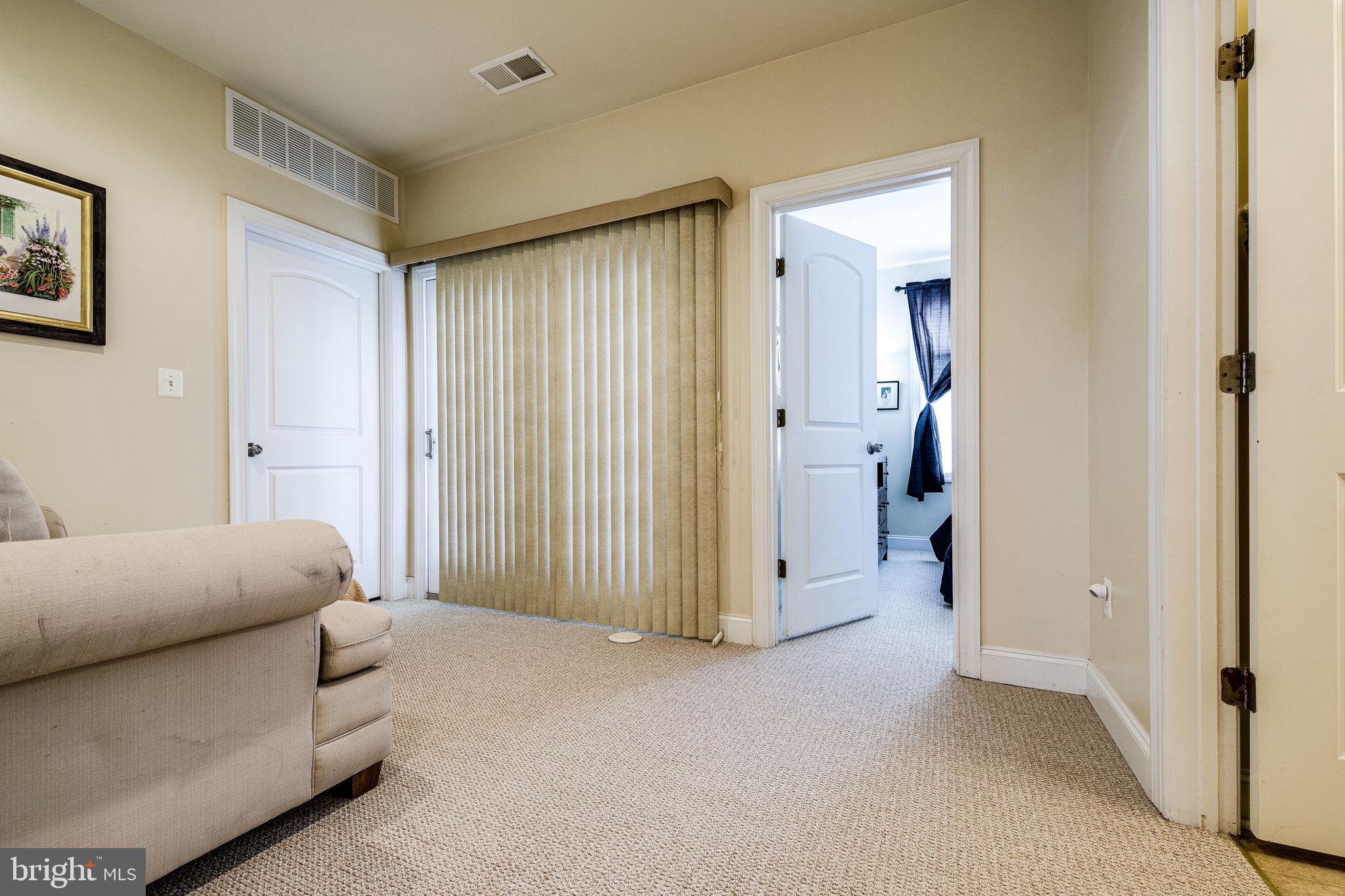 POTOMAC CLUB - Residential