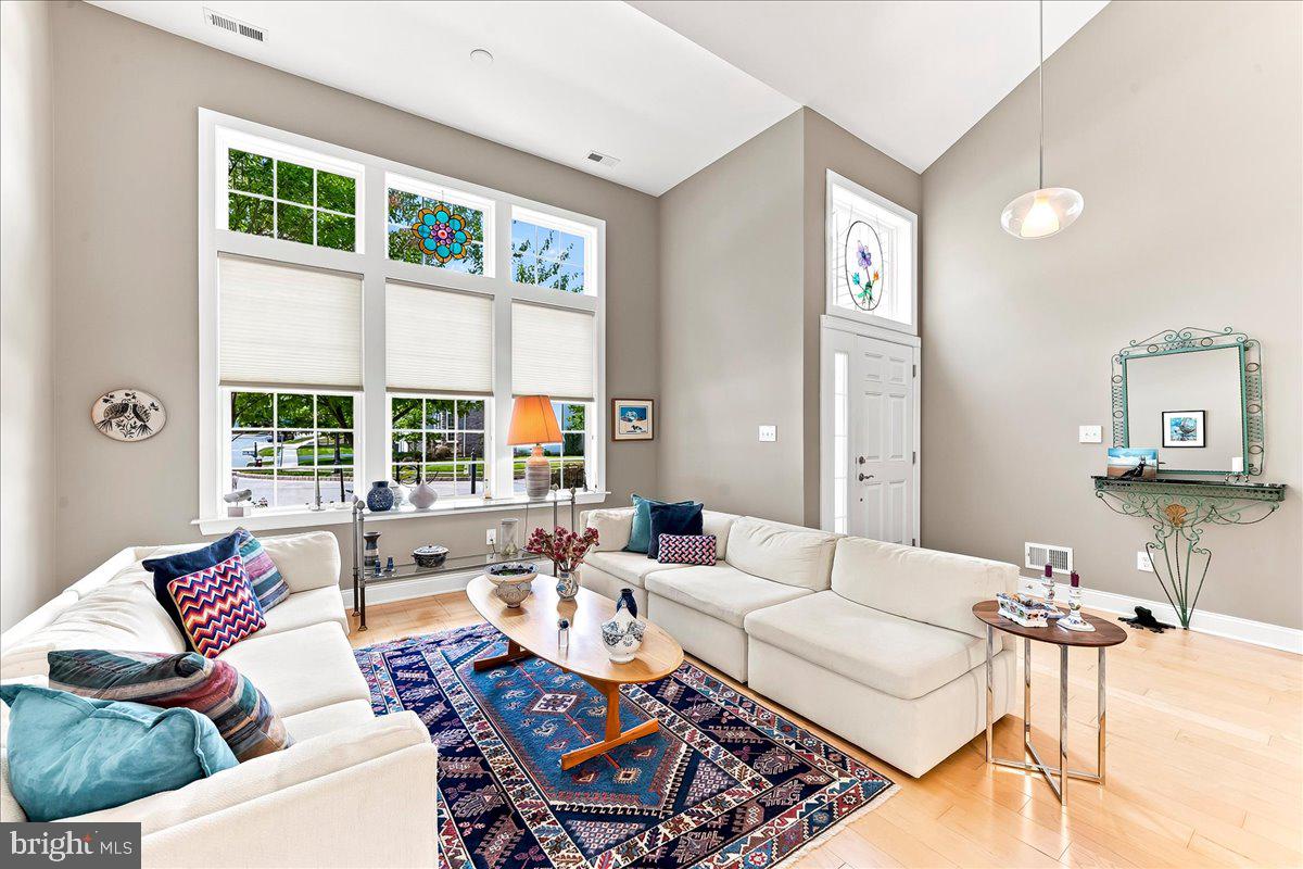 404 PETERS WAY