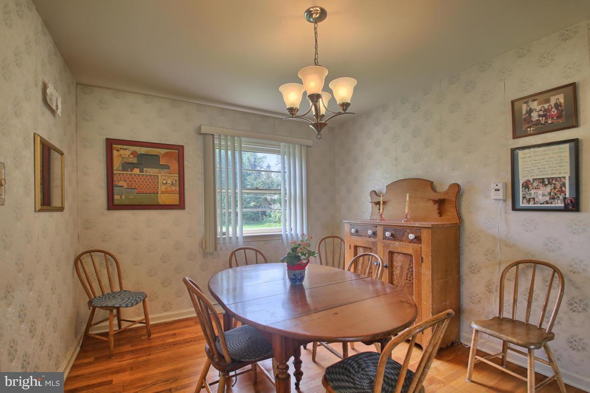 BEVERLY ESTATES - Residential