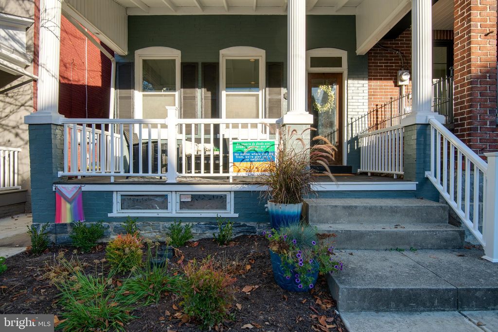 Photo of 809 N SHIPPEN ST, LANCASTER, PA 17602 (MLS # PALA2027680)