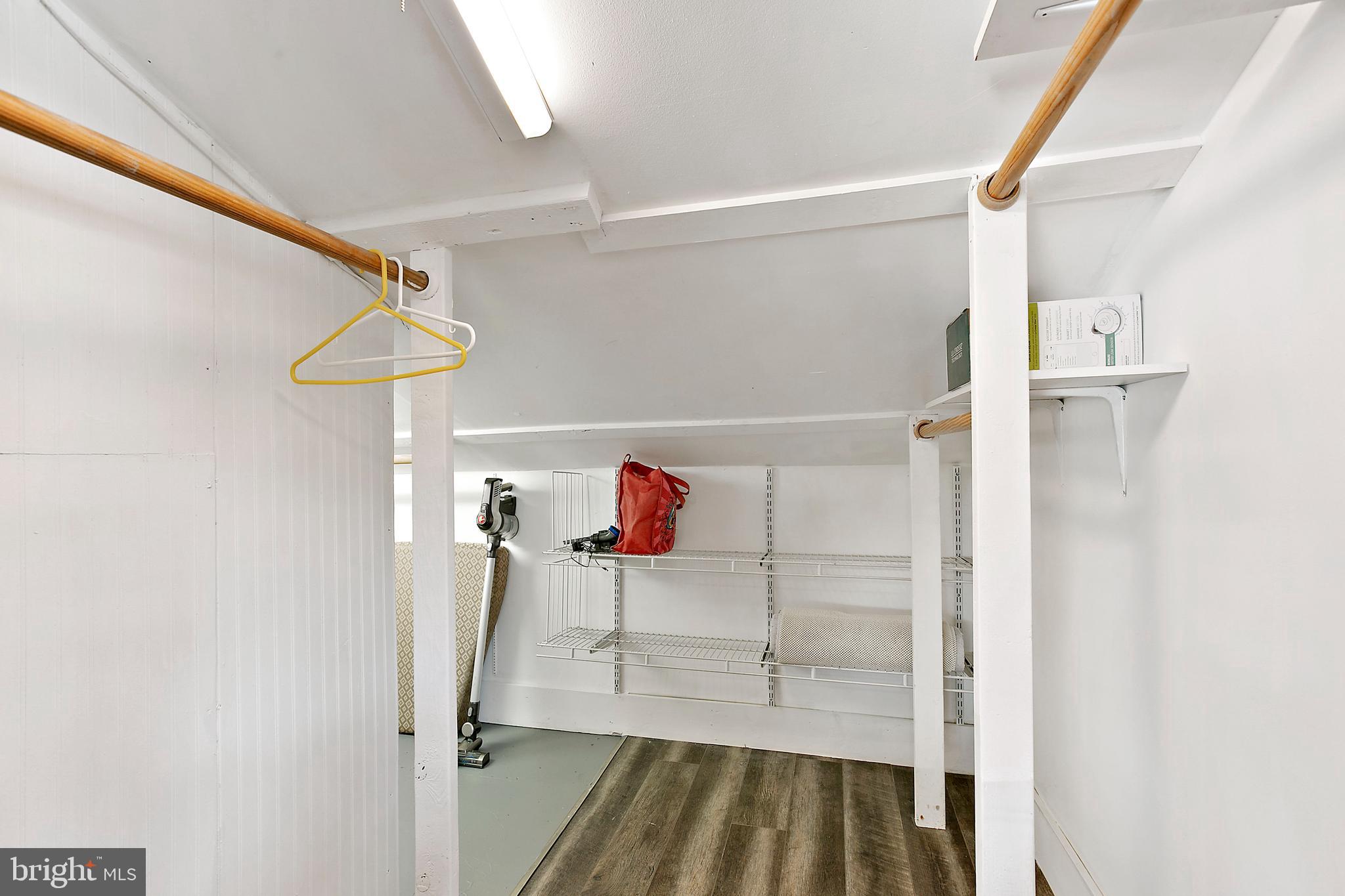 CAPE MAY MANOR - Residential