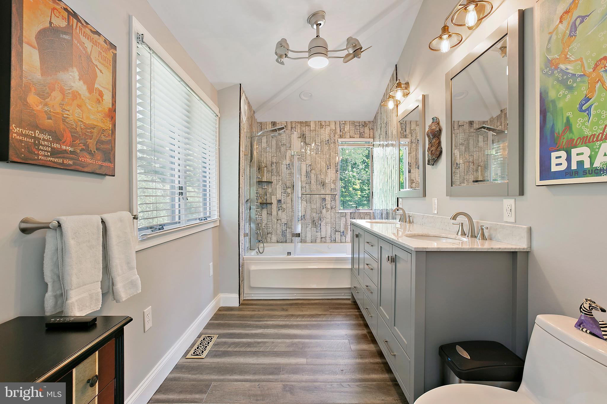 CAPE MAY MANOR - Residential