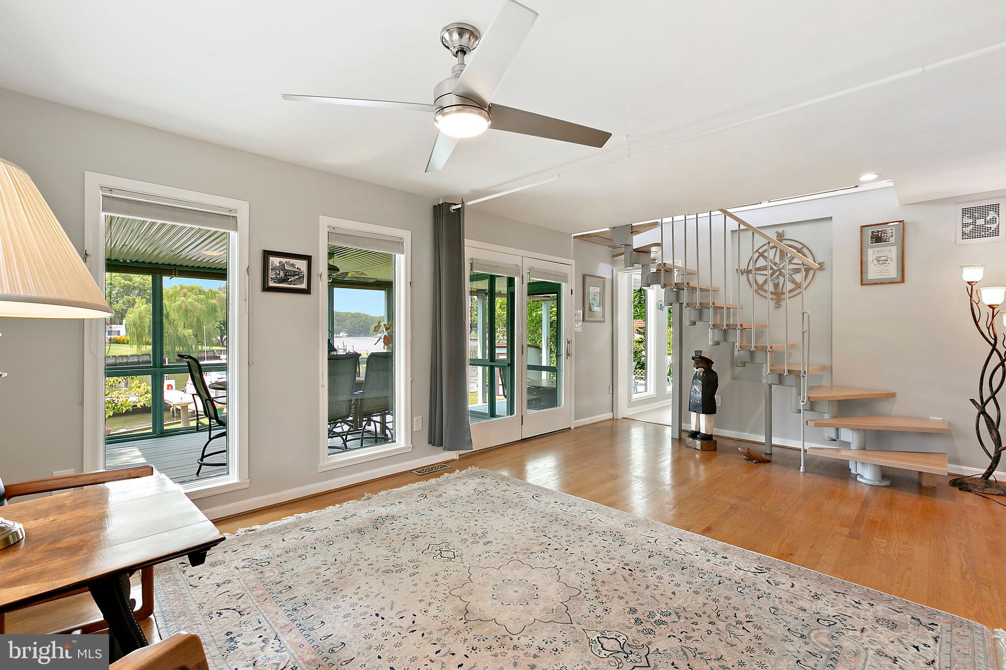 CAPE MAY MANOR - Residential