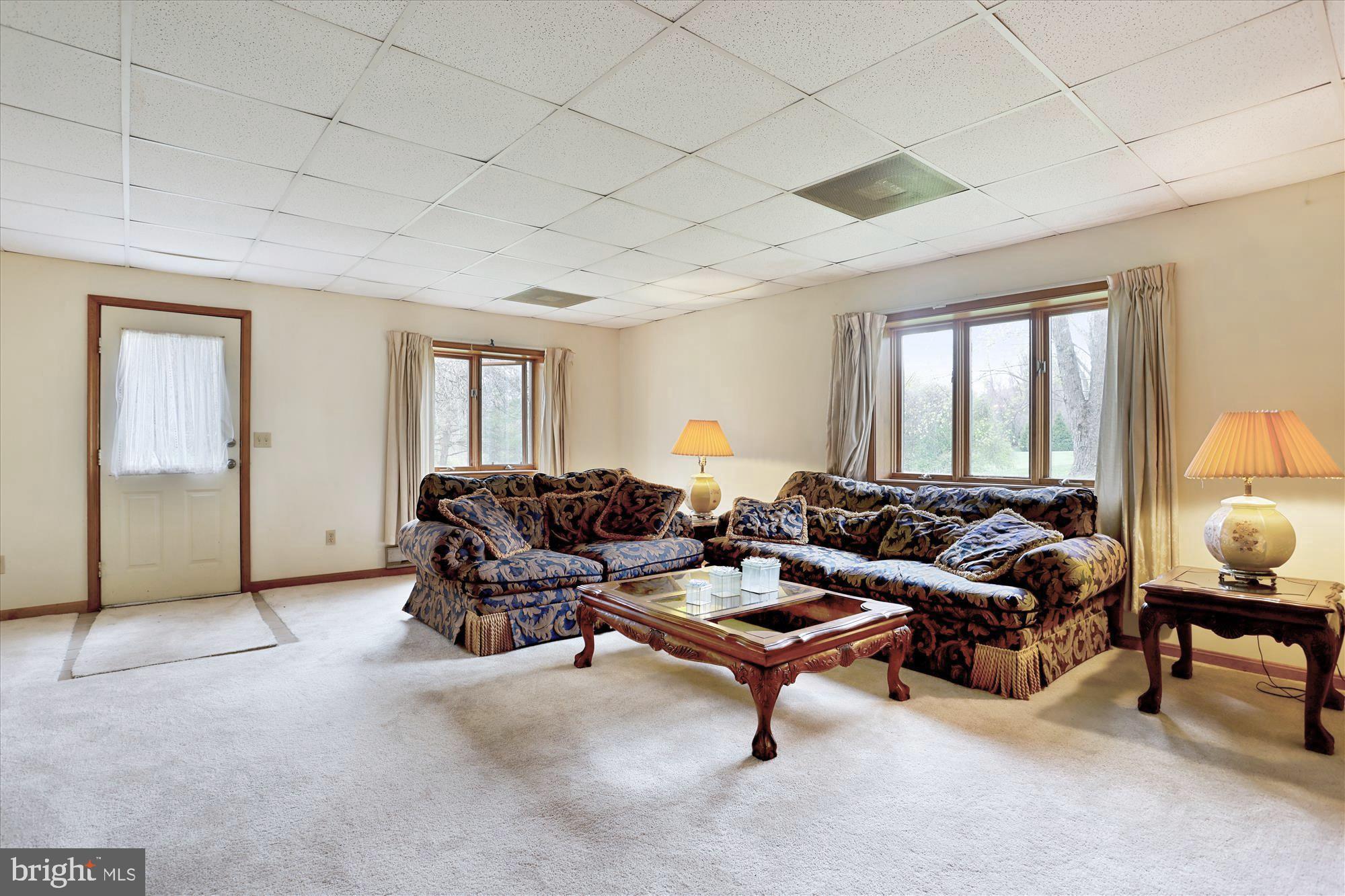 DELLABROOKE FOREST - Residential