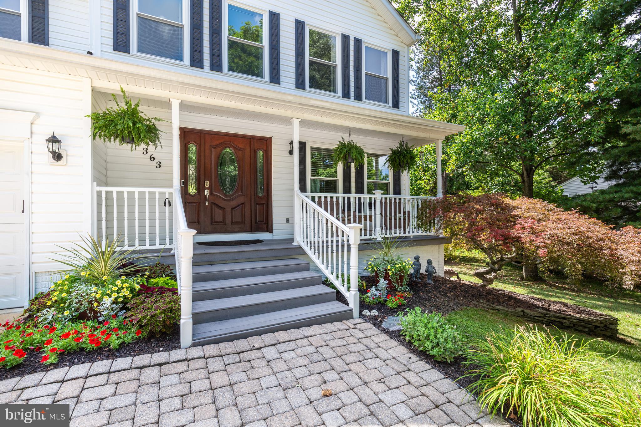 363 WINGED FOOT DRIVE