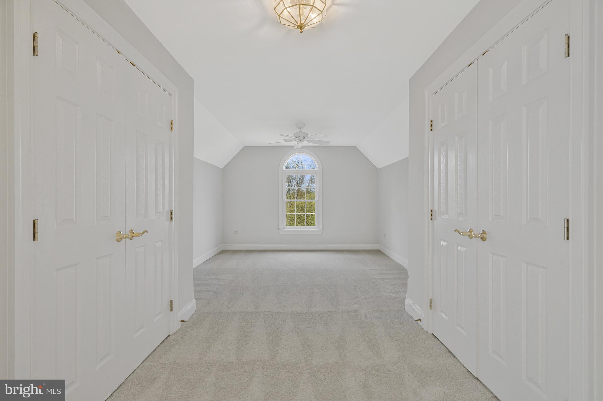 SADDLEBROOK - Residential