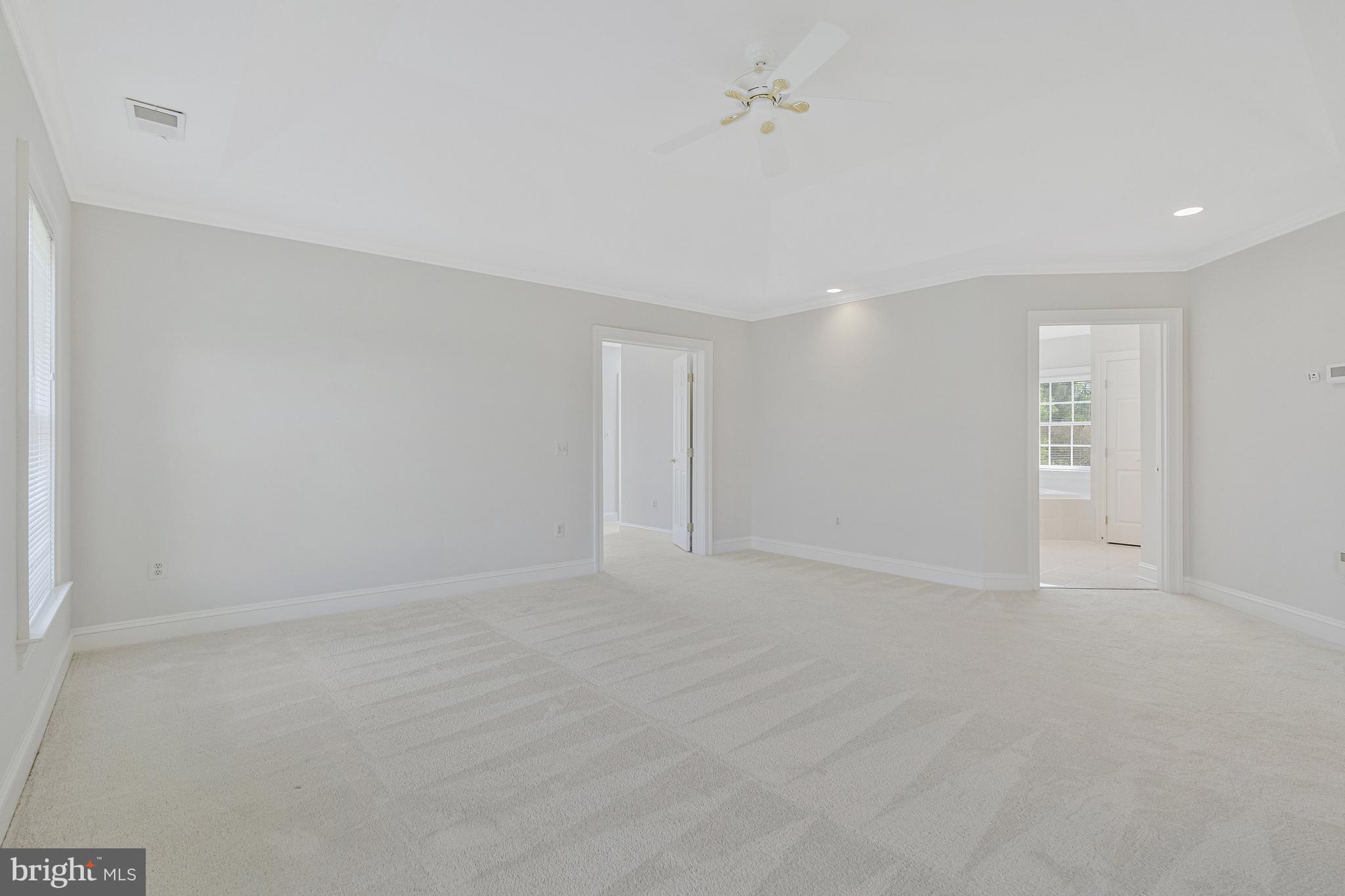 SADDLEBROOK - Residential