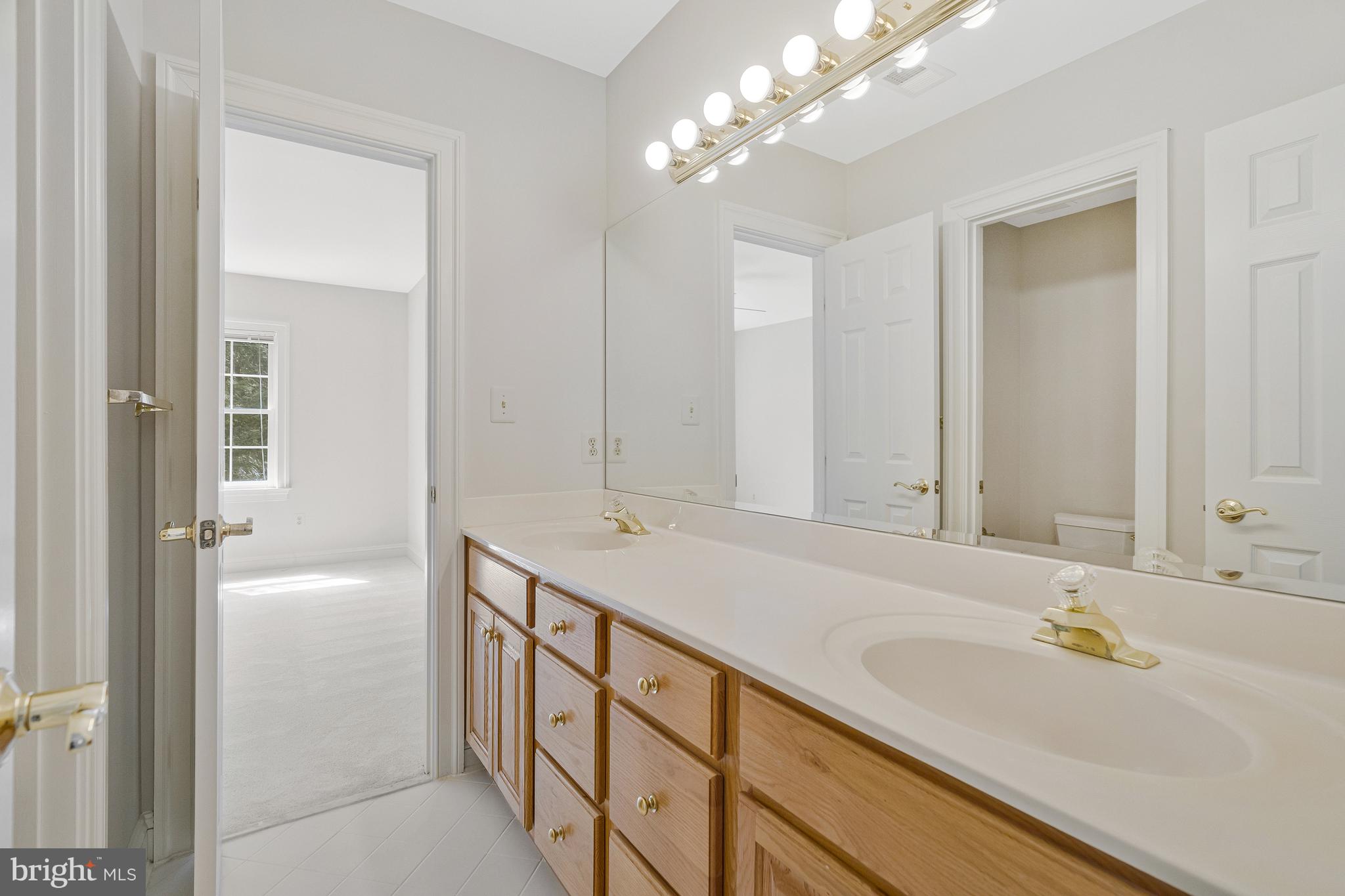 SADDLEBROOK - Residential