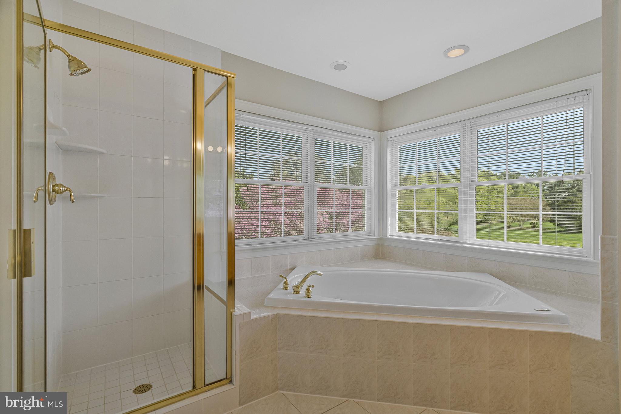 SADDLEBROOK - Residential