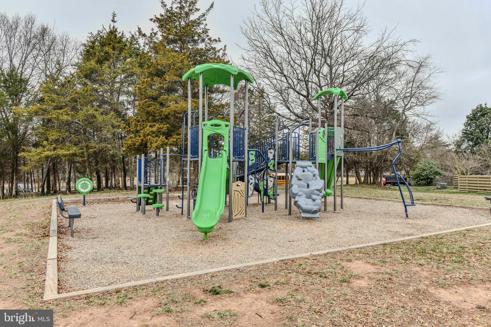 COURTS OF CHANDON - Residential