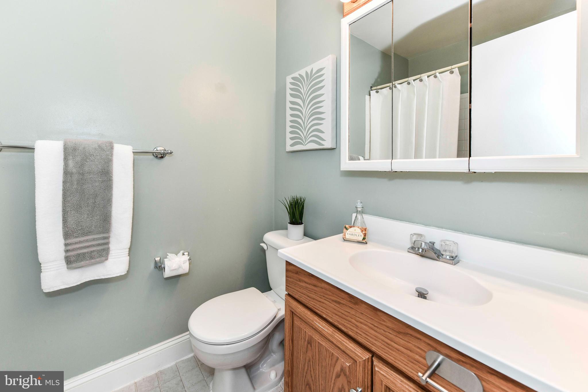 COURTS OF CHANDON - Residential