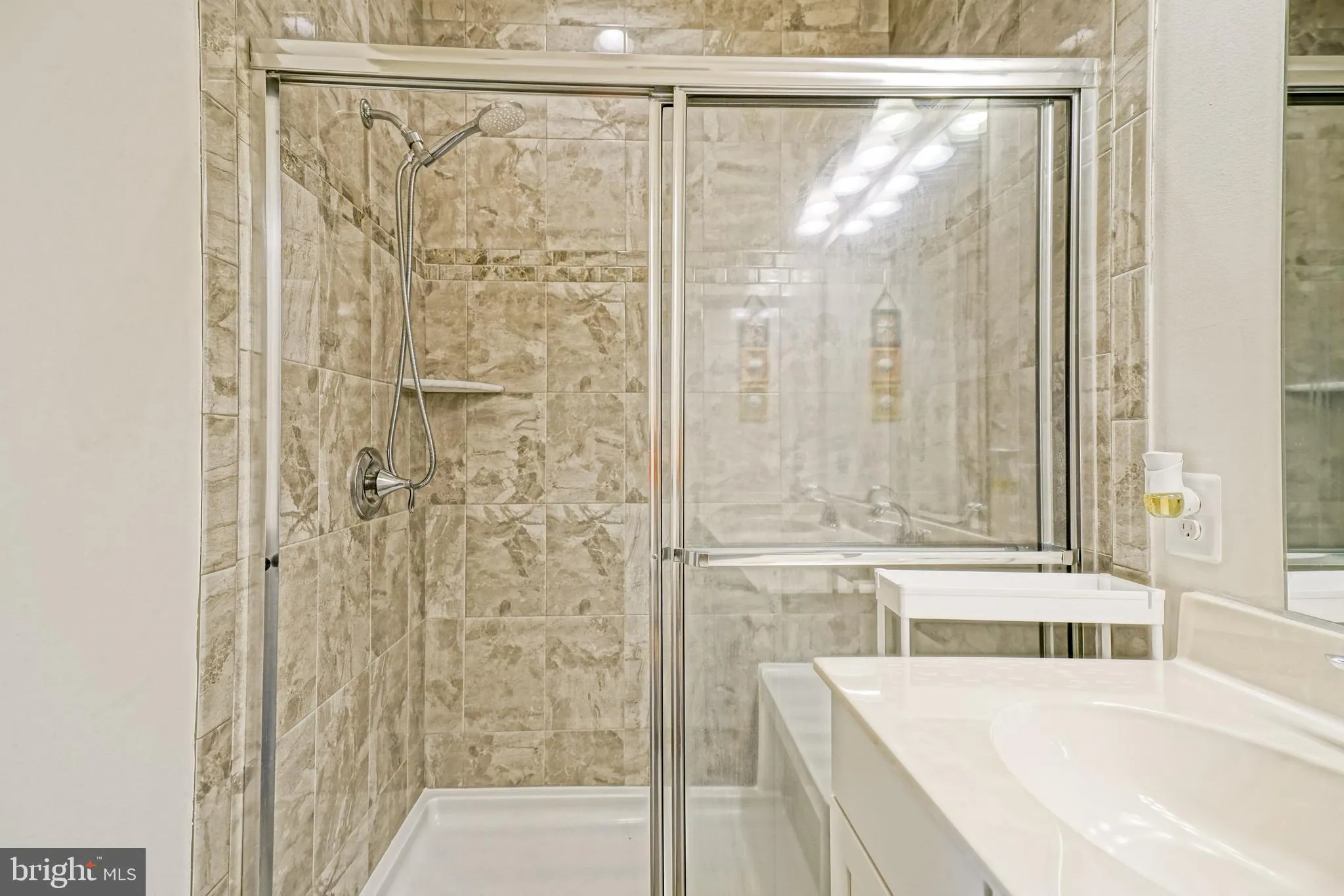 Millville, Delaware 19967, United States, 3 Bedrooms Bedrooms, ,3 BathroomsBathrooms,Residential,Active,192132