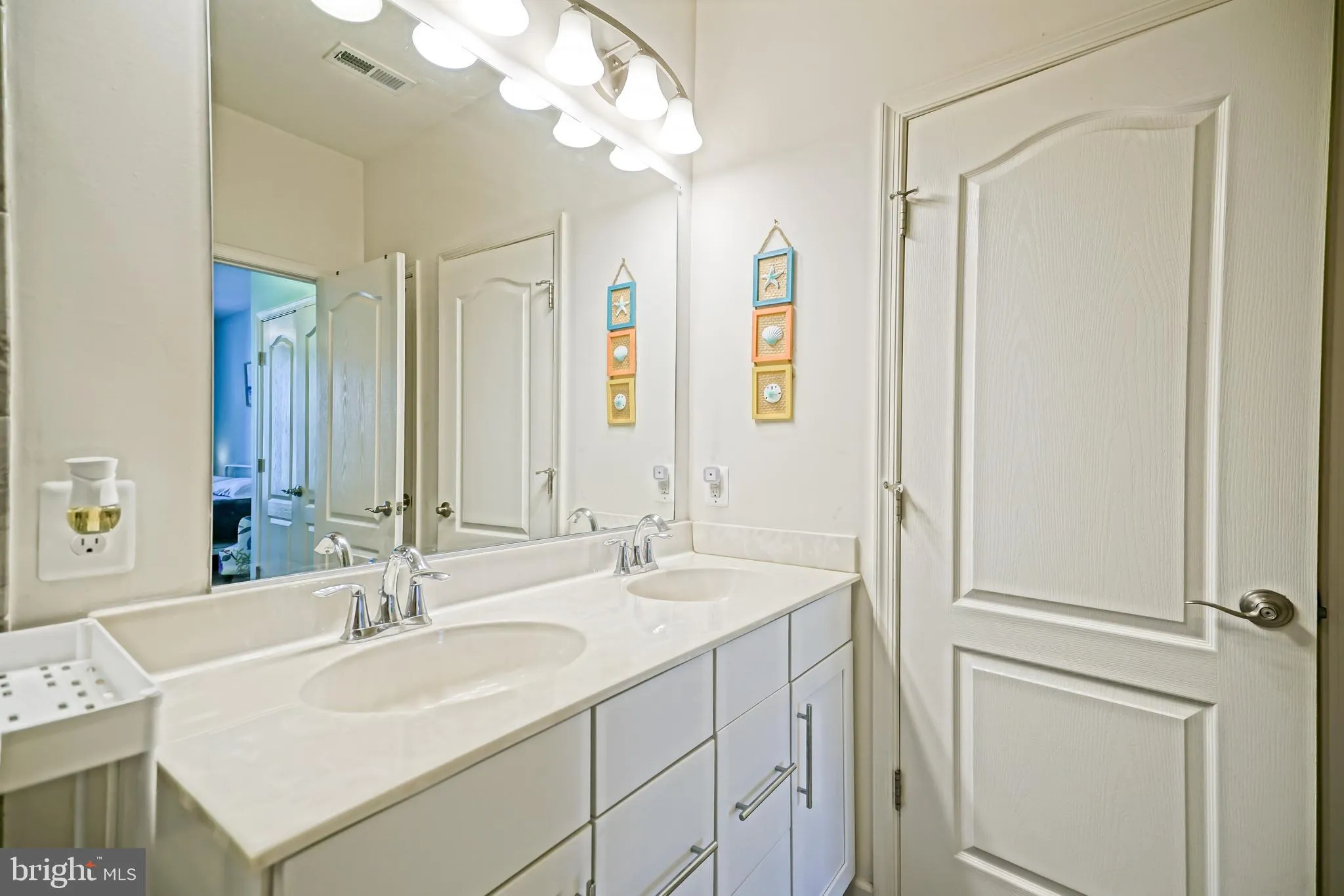 Millville, Delaware 19967, United States, 3 Bedrooms Bedrooms, ,3 BathroomsBathrooms,Residential,Active,192132