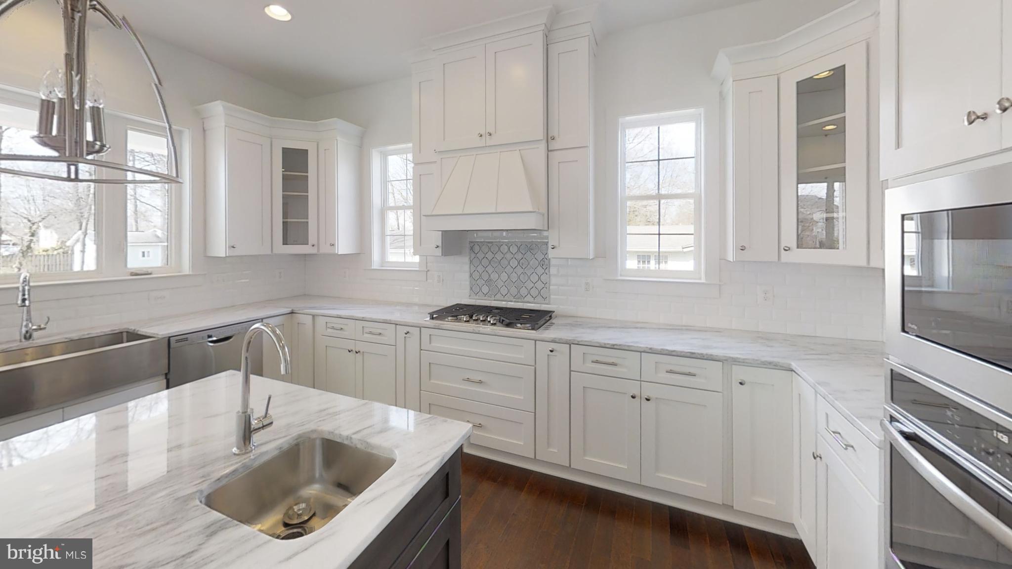 HYBLA VALLEY FARMS - Residential