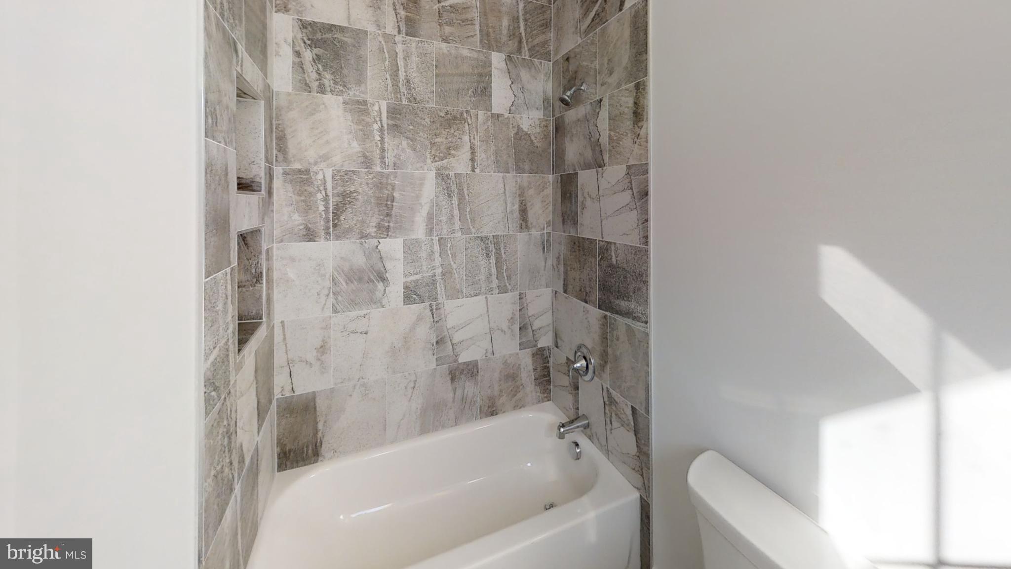 HYBLA VALLEY FARMS - Residential