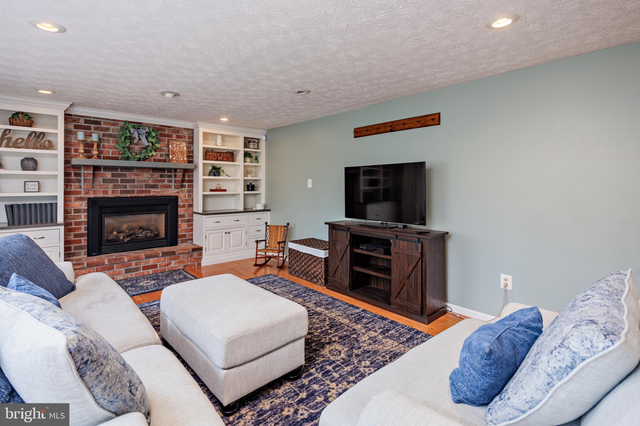 DORSEY HALL - Residential