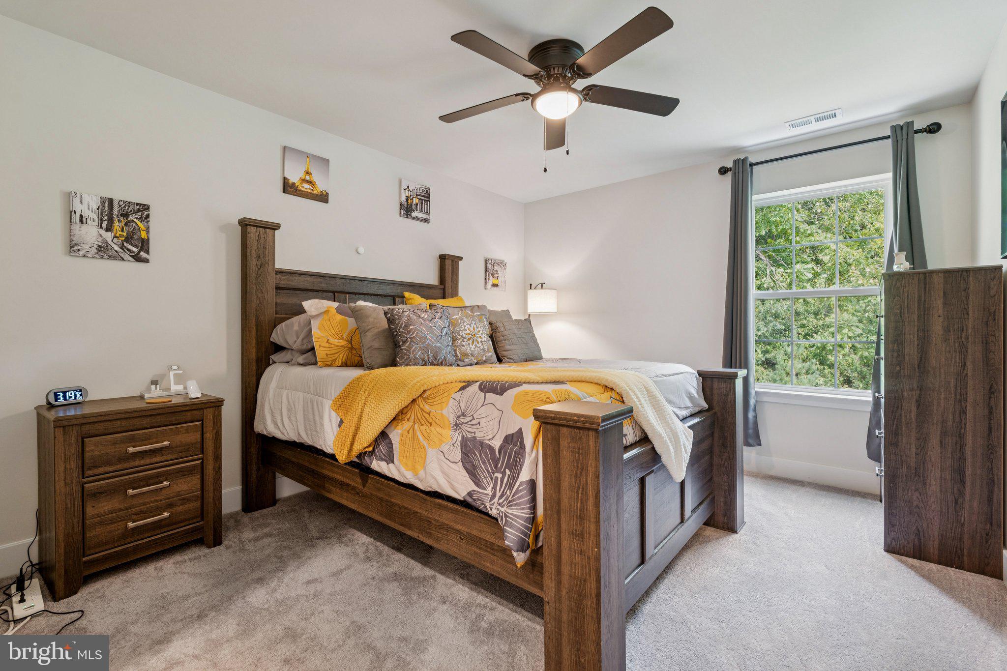 WOODBOURNE MANOR - Residential