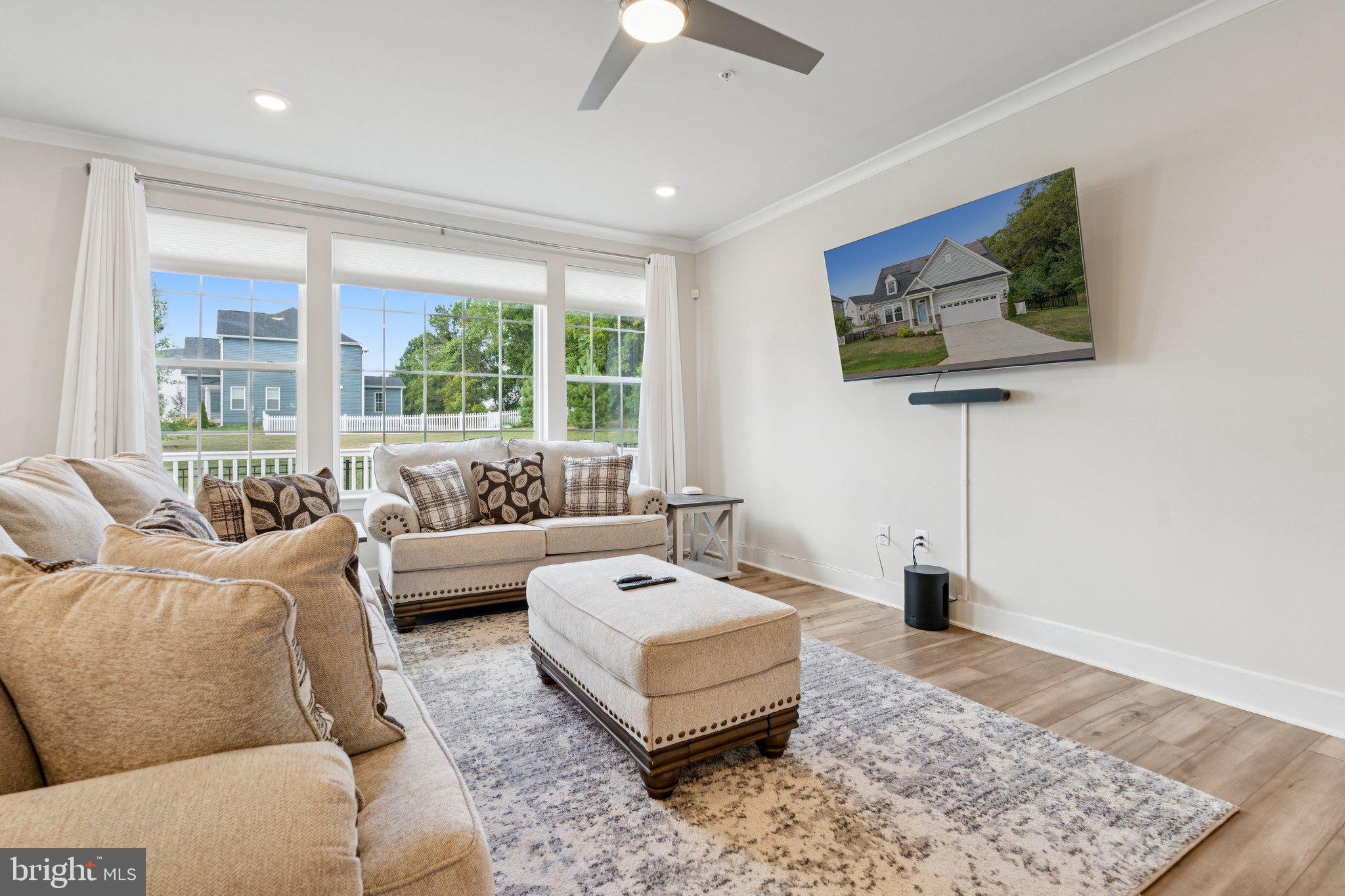 WOODBOURNE MANOR - Residential