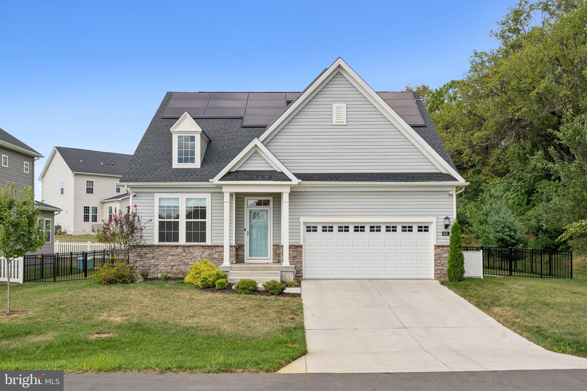 WOODBOURNE MANOR - Residential