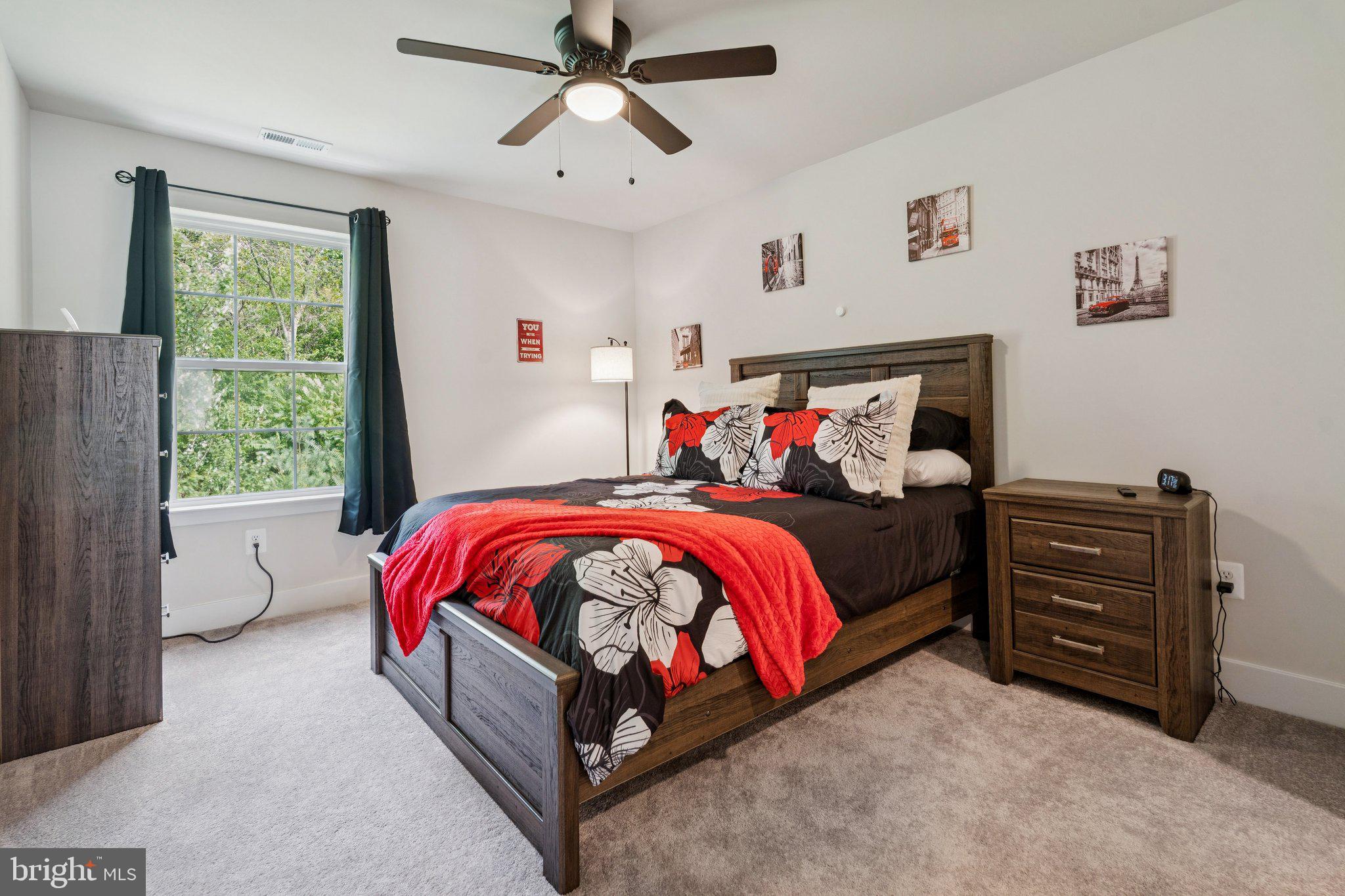 WOODBOURNE MANOR - Residential